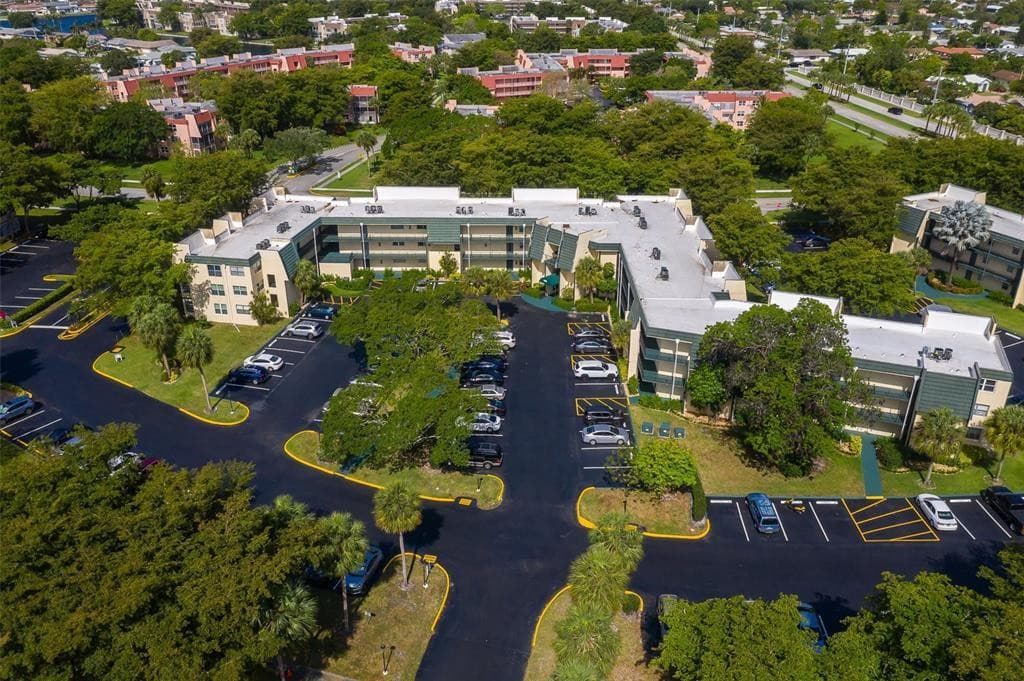 9091 Lime Bay Boulevard 312, Tamarac, FL 33321 — photo 17 of 23