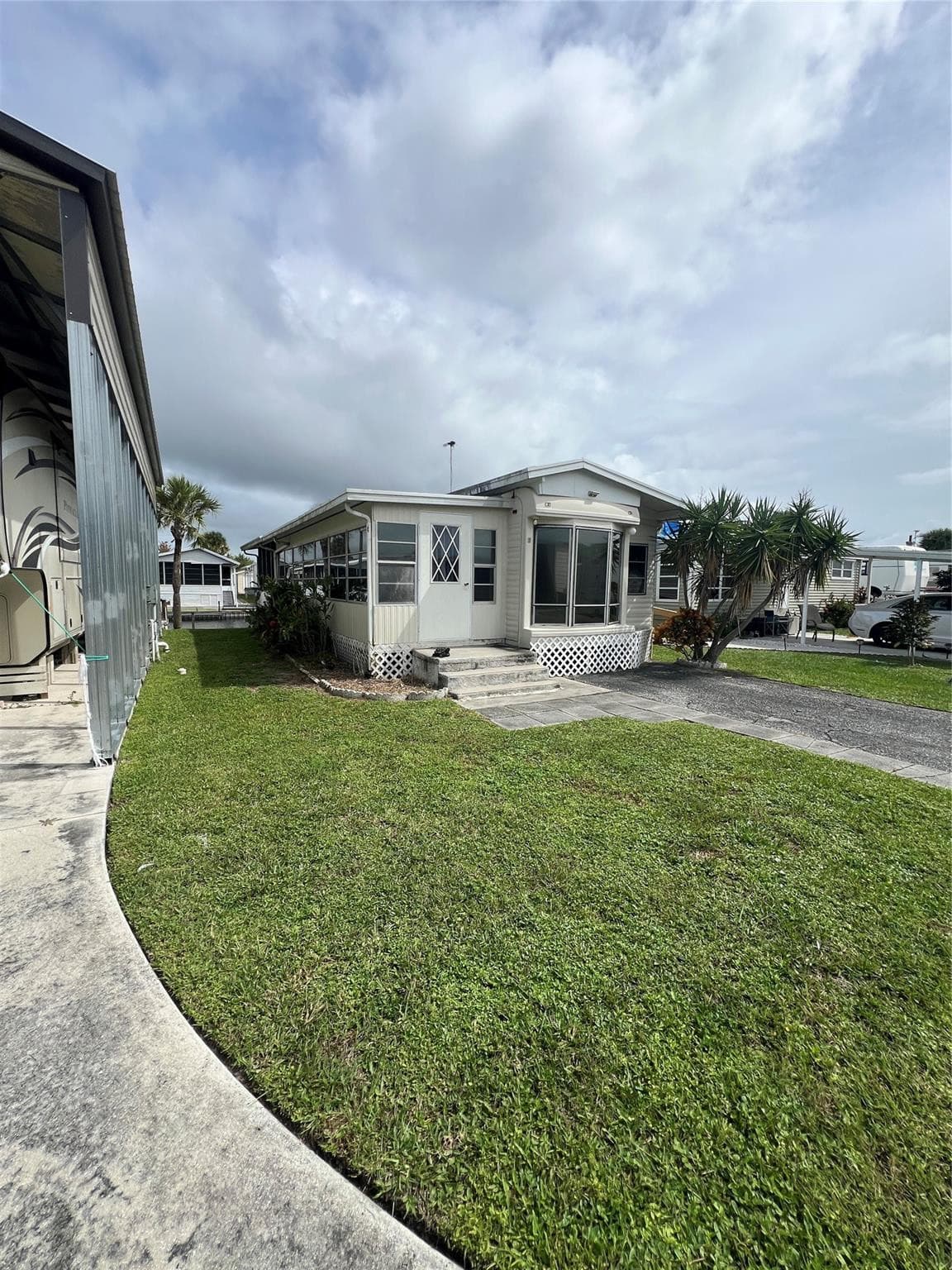 10 Shell Road, Okeechobee, FL 34974 — photo 2 of 17