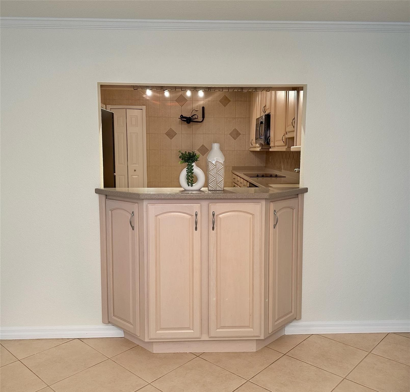 2500 Parkview Drive 814, Hallandale Beach, FL 33009 — photo 25 of 47