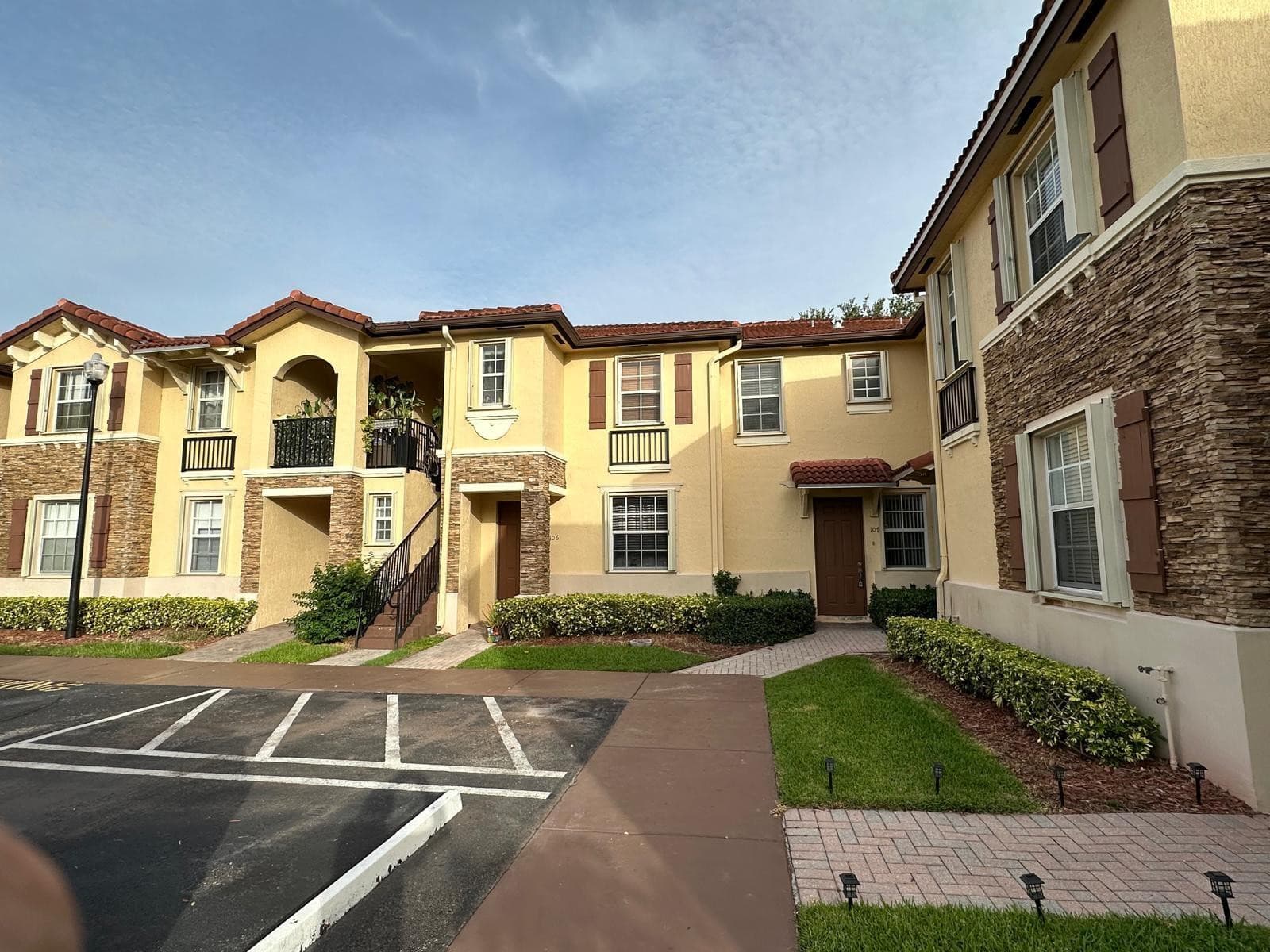 1575 NE 33 Avenue 101, Homestead, FL 33033 — photo 1 of 21