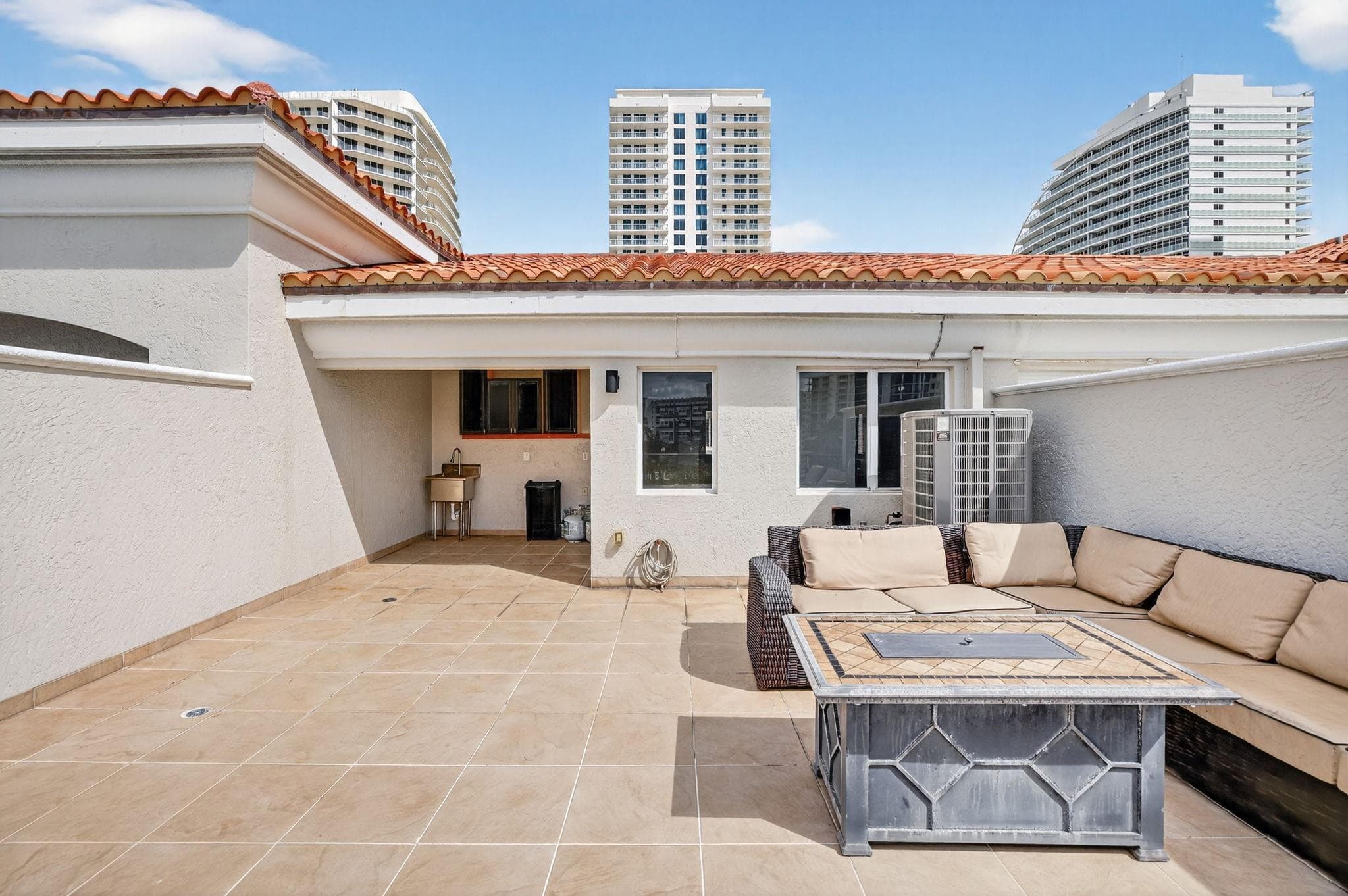 508 N Birch Road 508, Fort Lauderdale, FL 33304 — photo 57 of 88