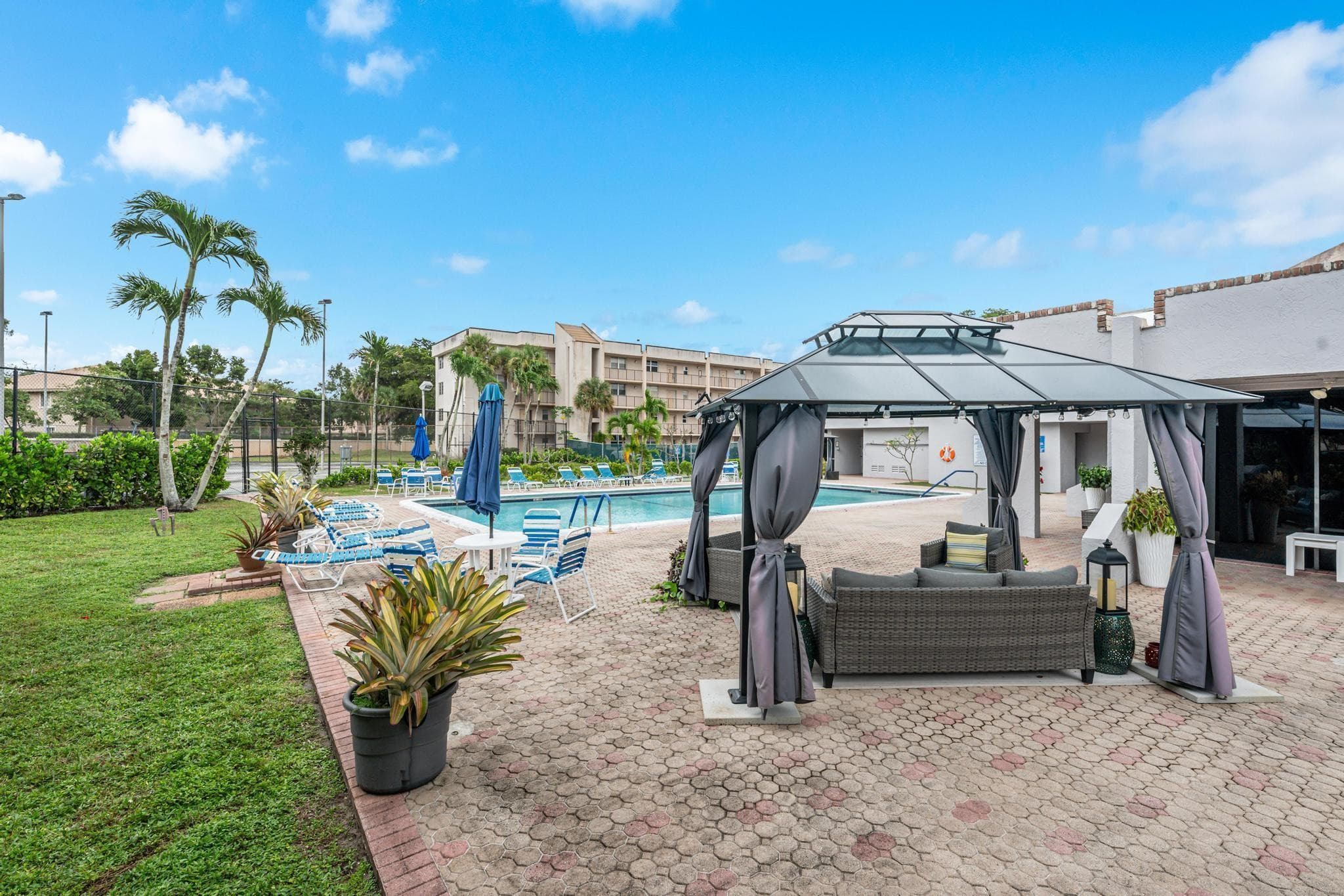 2551 Aragon Boulevard 406, Sunrise, FL 33322 — photo 19 of 20