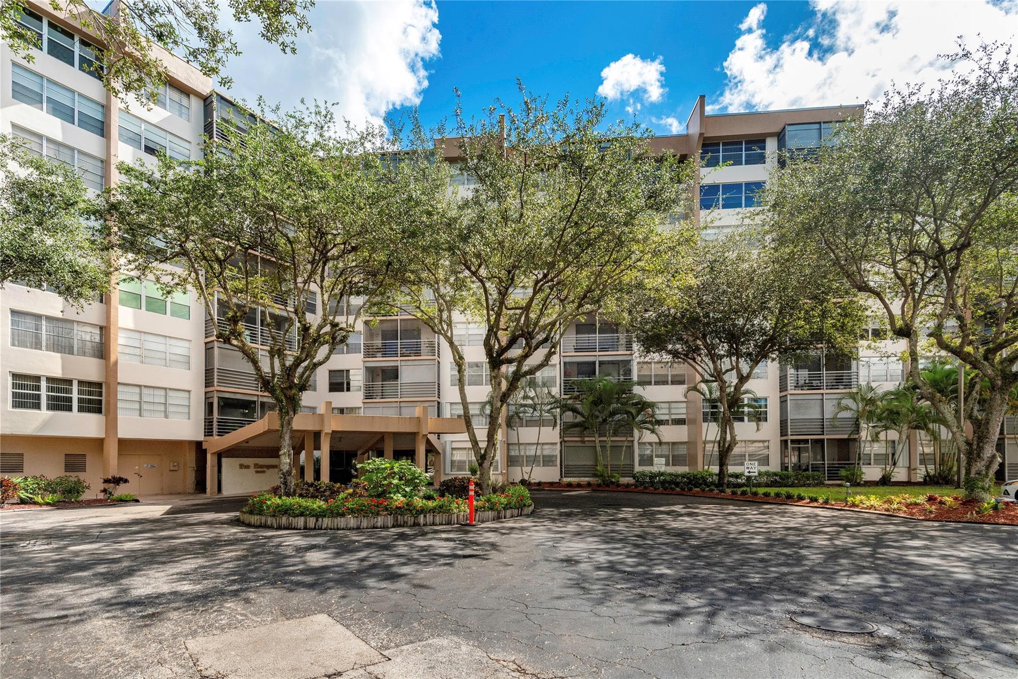 1300 Saint Charles Pl Pembroke Pines L20, Pembroke Pines, FL 33026 — photo 28 of 28