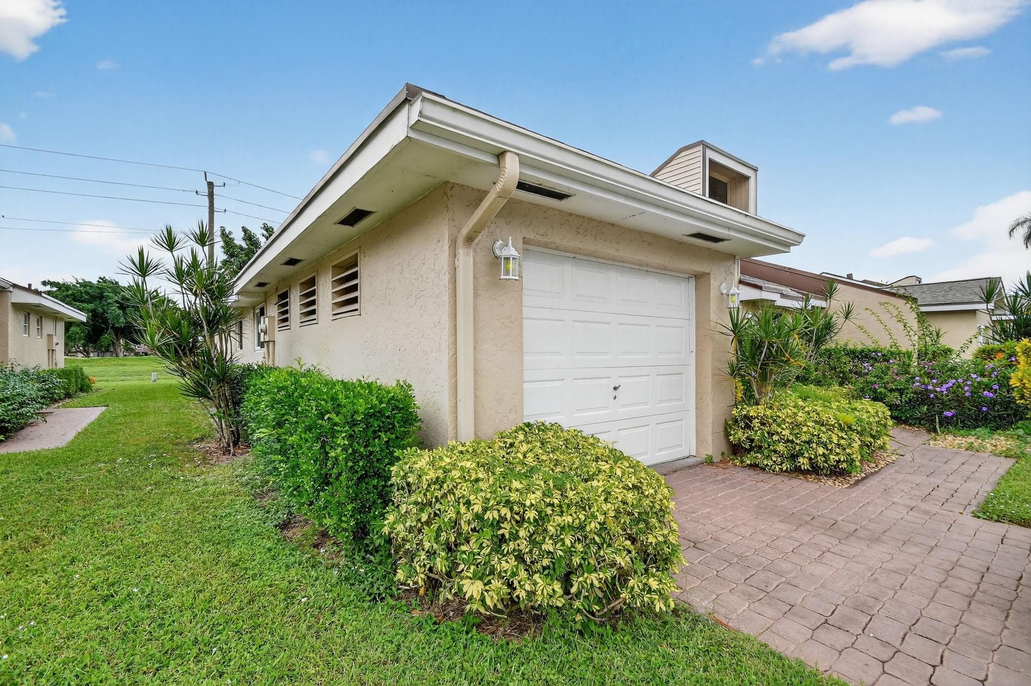 6869 Fountains Circle 6869, Lake Worth, FL 33467 — photo 3 of 103