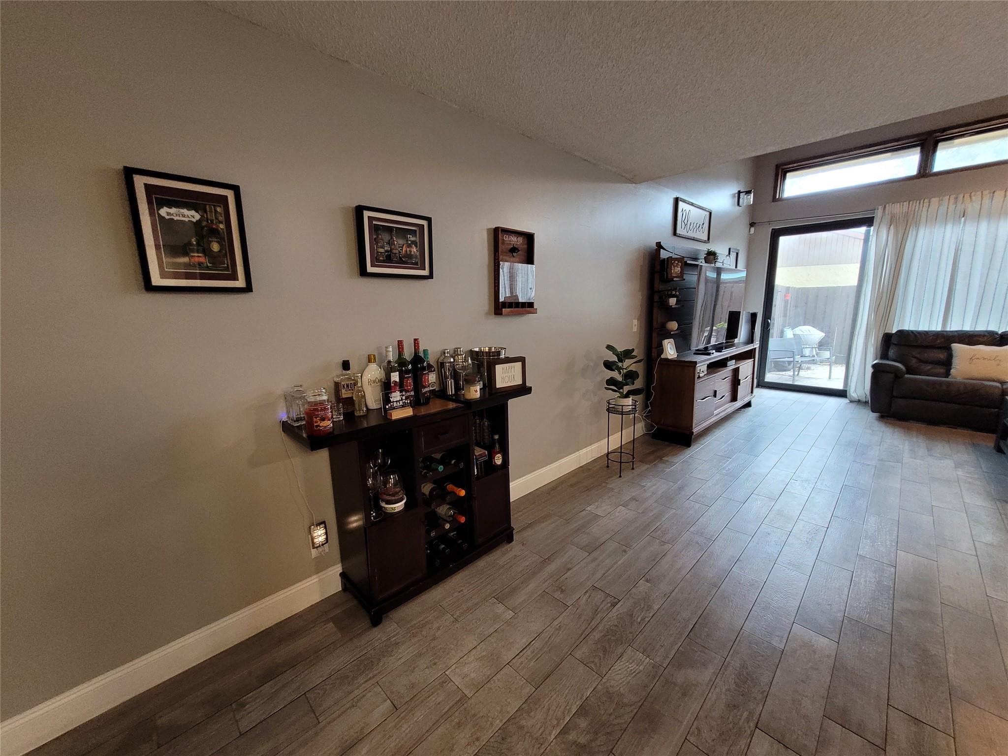 1146 N University Drive, Plantation, FL 33322 — photo 14 of 61
