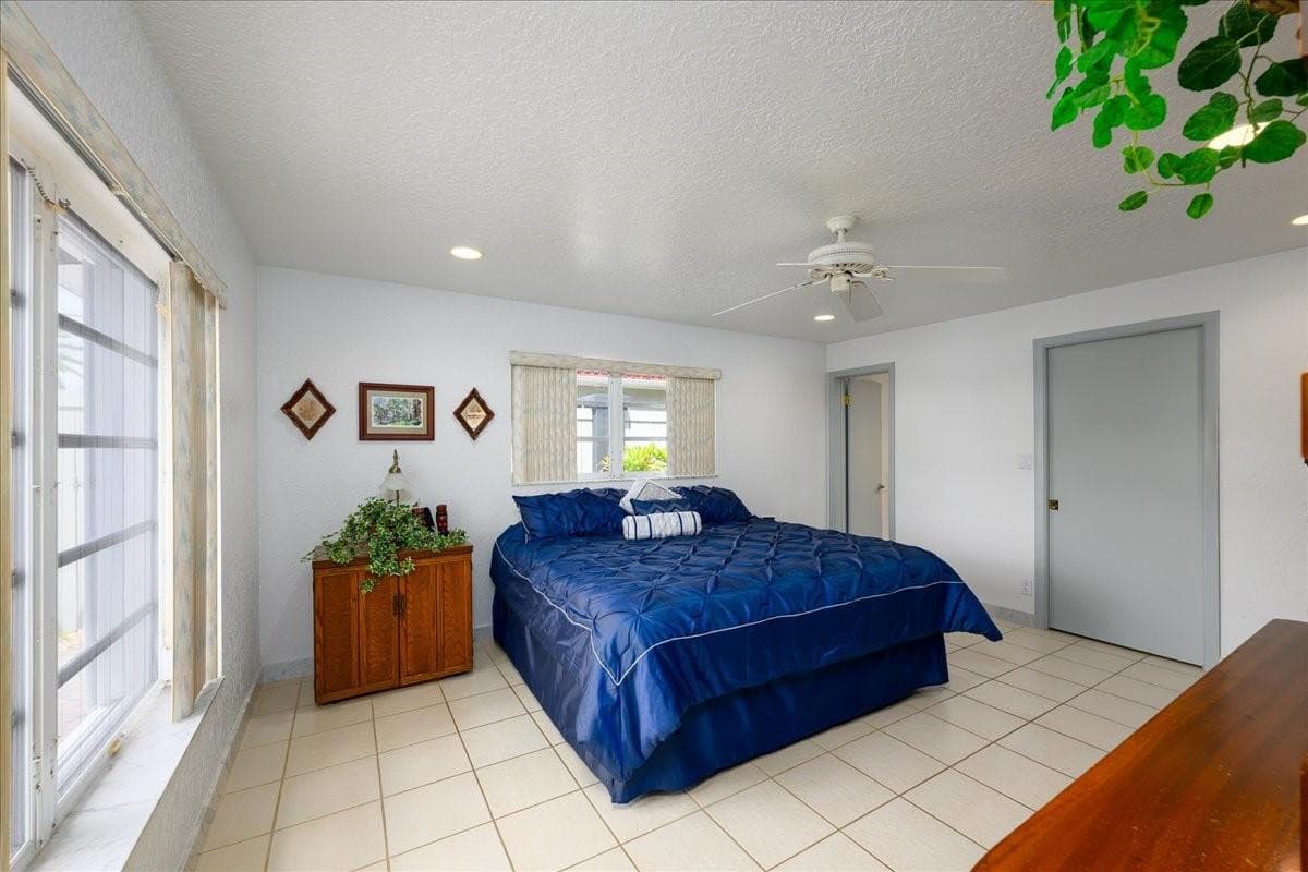 200 SE 11th Street, Pompano Beach, FL 33060 — photo 8 of 30
