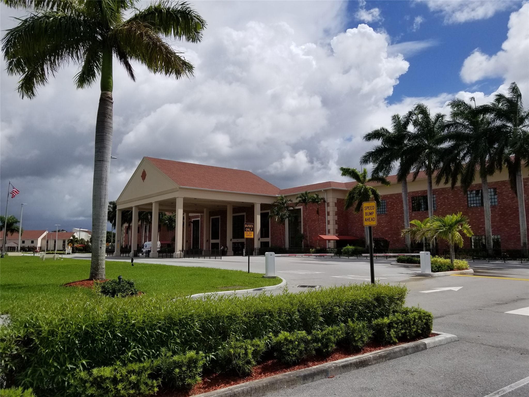 4090 Cornwall 4090, Boca Raton, FL 33434 — photo 1 of 25