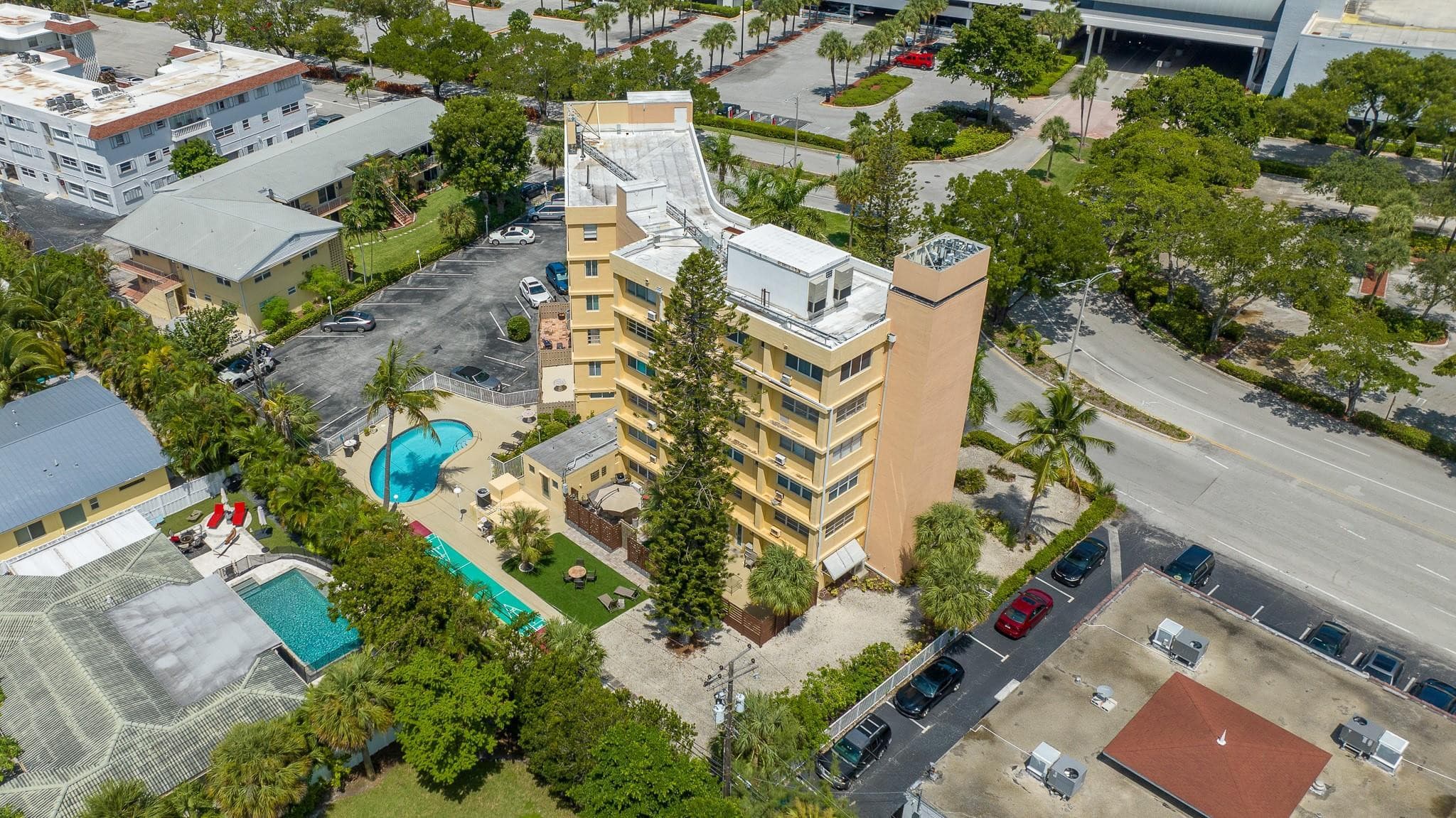 2400 NE 9th Street 501, Fort Lauderdale, FL 33304 — photo 6 of 47
