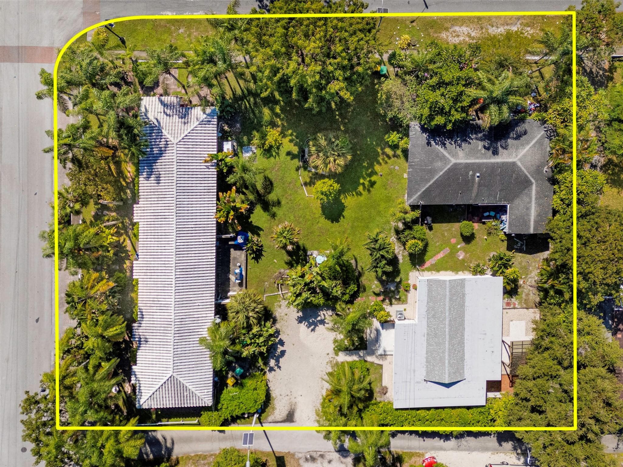 302 SW 15th Street, Dania Beach, FL 33004 — photo 1 of 69
