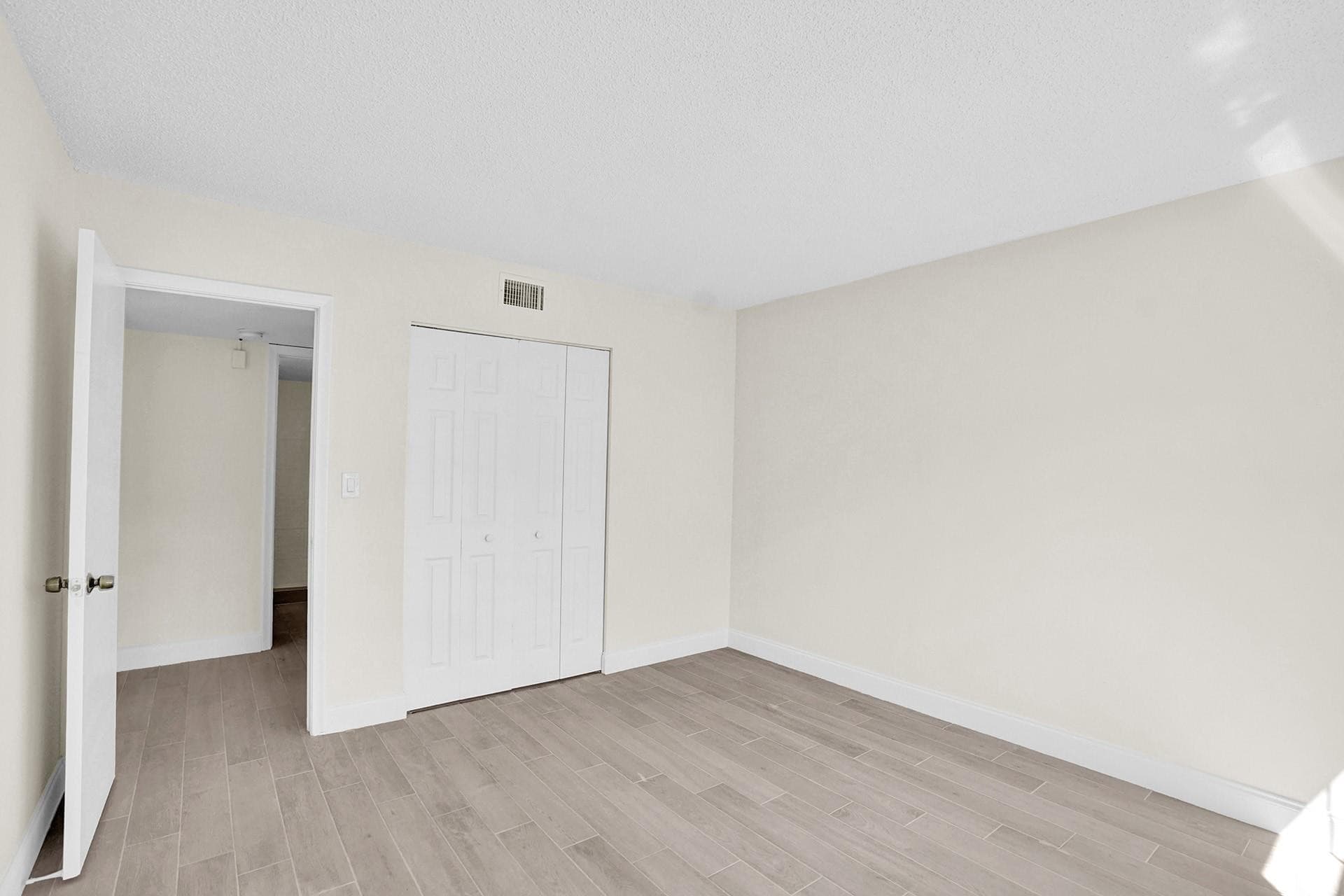 3115 Oakland Shores Drive E109, Oakland Park, FL 33309 — photo 13 of 46