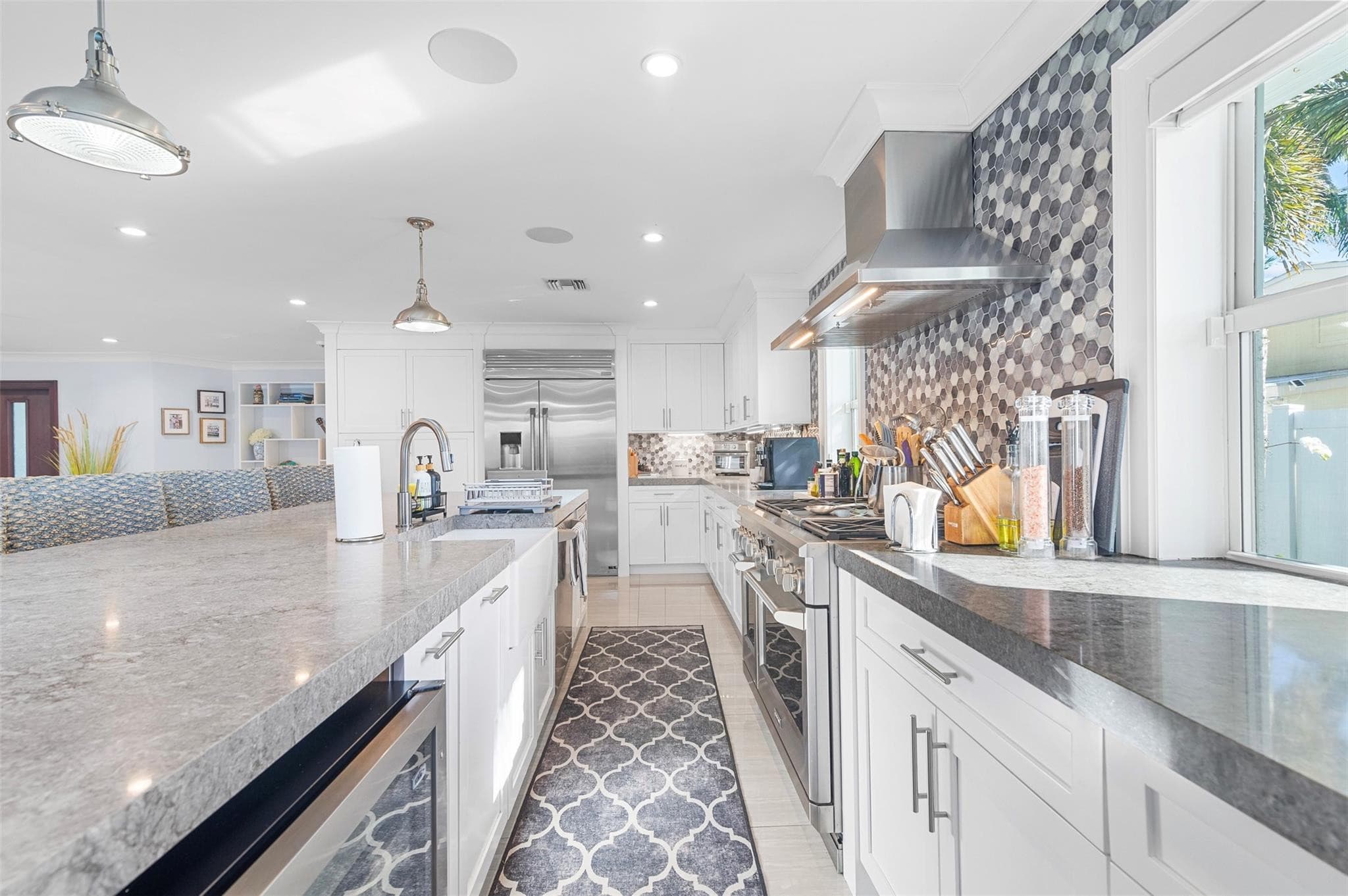 3250 Spanish River Drive, Pompano Beach, FL 33062 — photo 16 of 45
