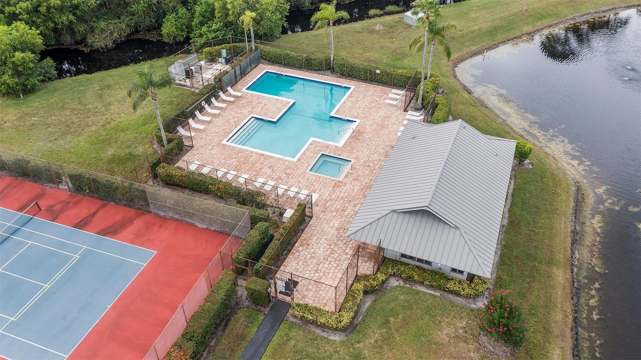 6809 SE Yorktown Drive, Hobe Sound, FL 33455 — photo 27 of 31
