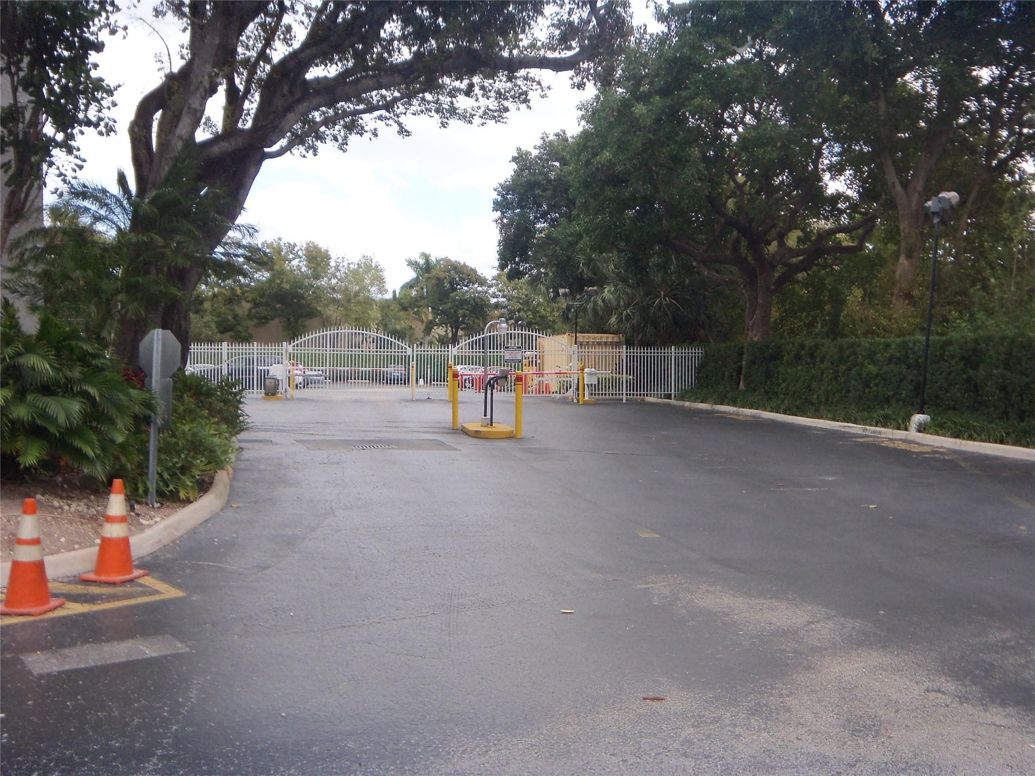 1800 N Andrews Avenue 4B, Fort Lauderdale, FL 33311 — photo 3 of 50