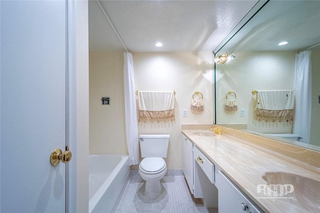 3100 NE 48th Street 908, Fort Lauderdale, FL 33308 — photo 11 of 38