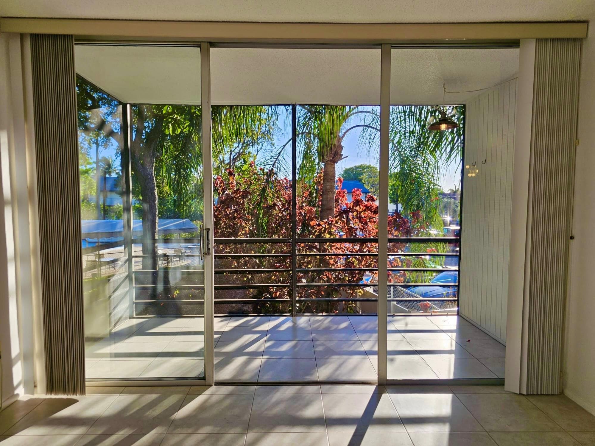 118 Royal Park Drive Unit 2e, Oakland Park, FL 33309 — photo 12 of 31