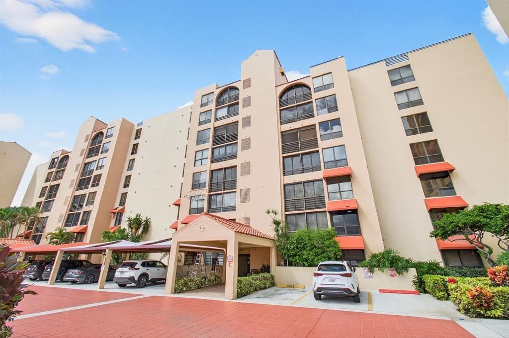 7145 Promenade Drive 602, Boca Raton, FL 33433 — photo 5 of 85