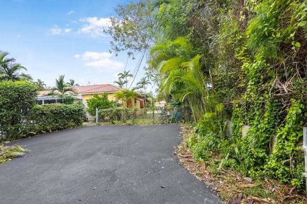 54 NE 103rd Street, Miami Shores, FL 33138 — photo 36 of 40