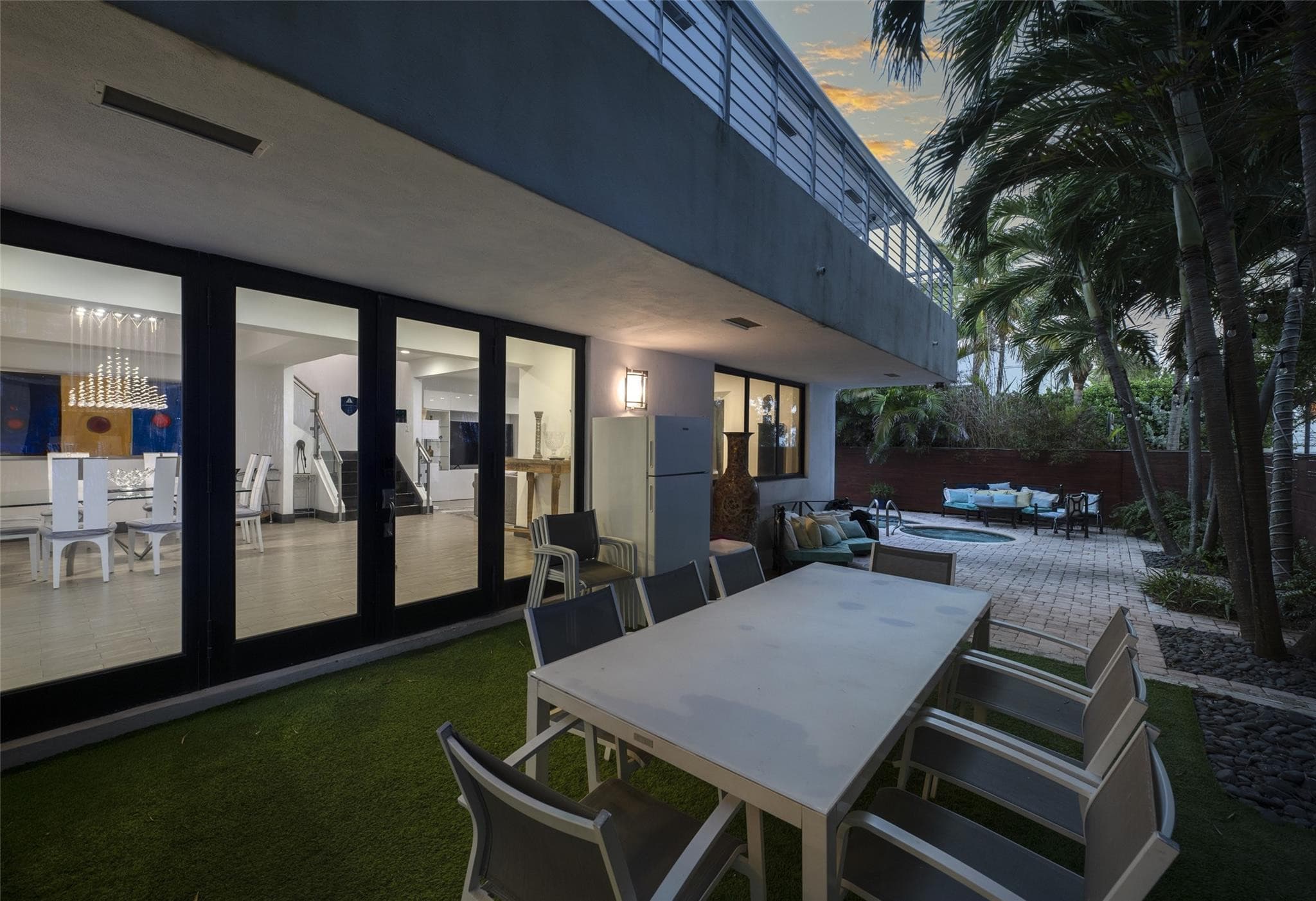 2301 N Atlantic Boulevard, Fort Lauderdale, FL 33305 — photo 10 of 34