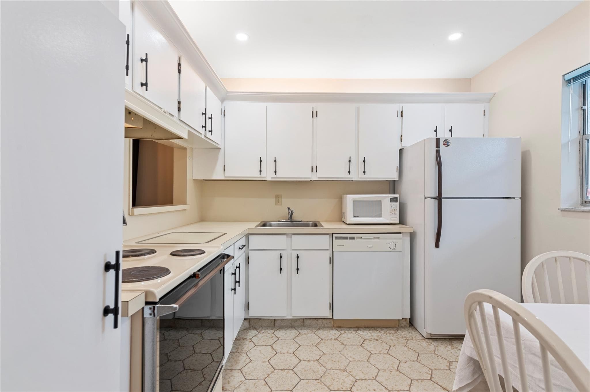 3150 Holiday Springs Boulevard 308, Margate, FL 33063 — photo 9 of 28