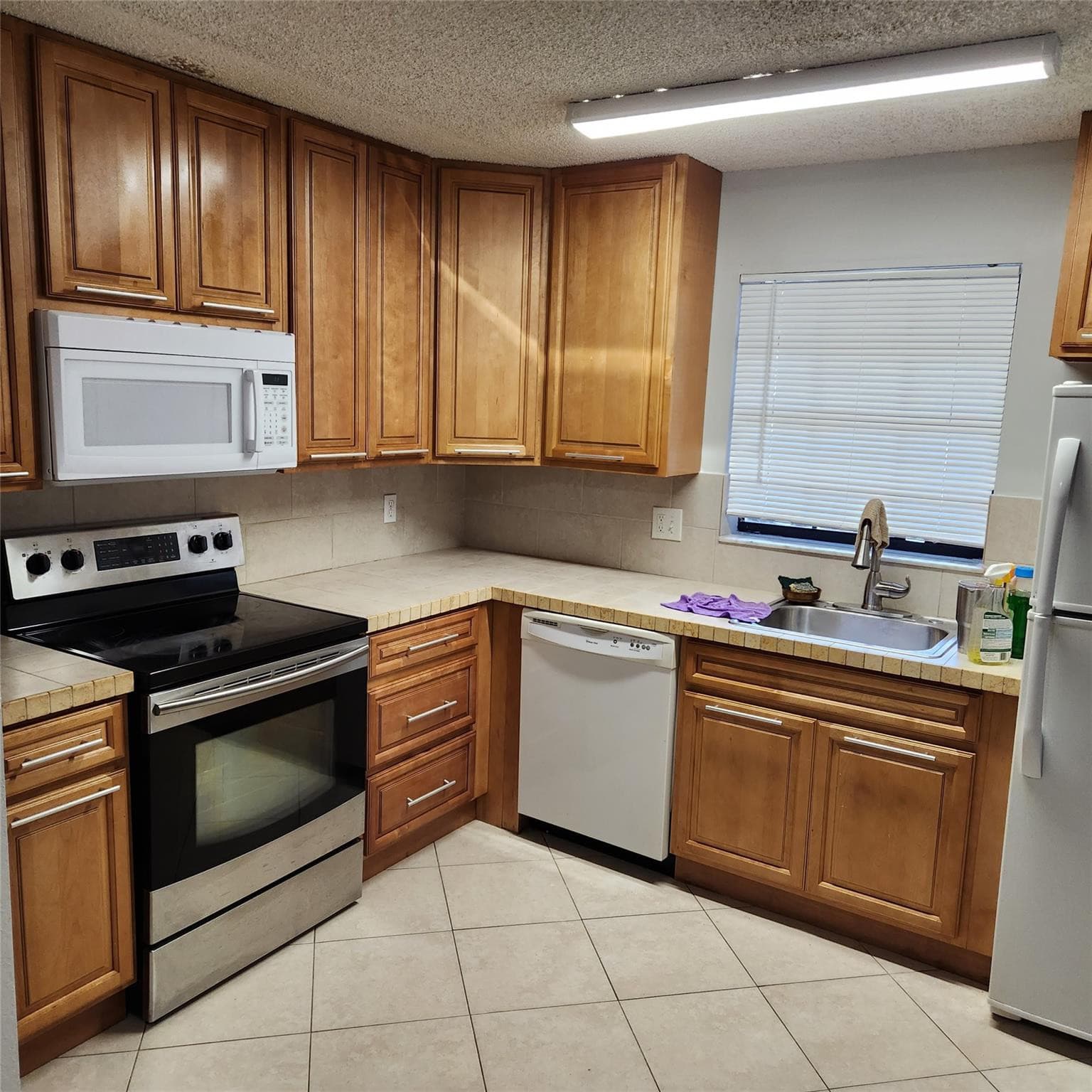 3634 NW 95th Terrace 3634, Sunrise, FL 33351 — photo 2 of 14
