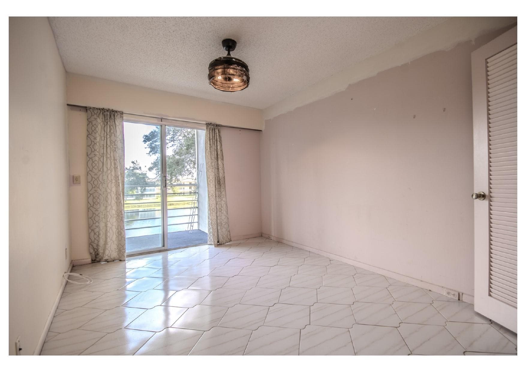251 Preston F 251, Boca Raton, FL 33434 — photo 9 of 32