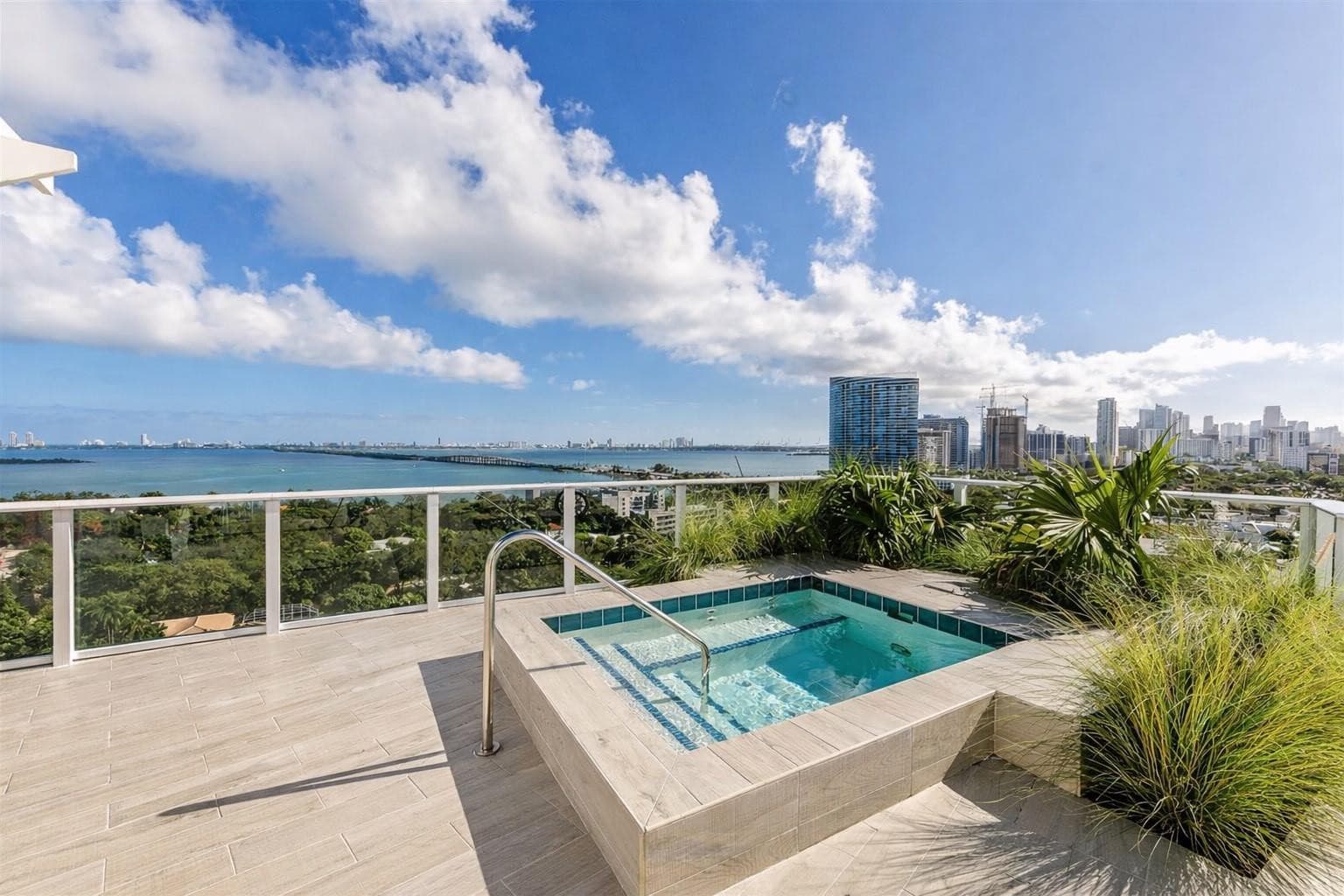 4250 Biscayne Boulevard 402, Miami, FL 33137 — photo 17 of 20