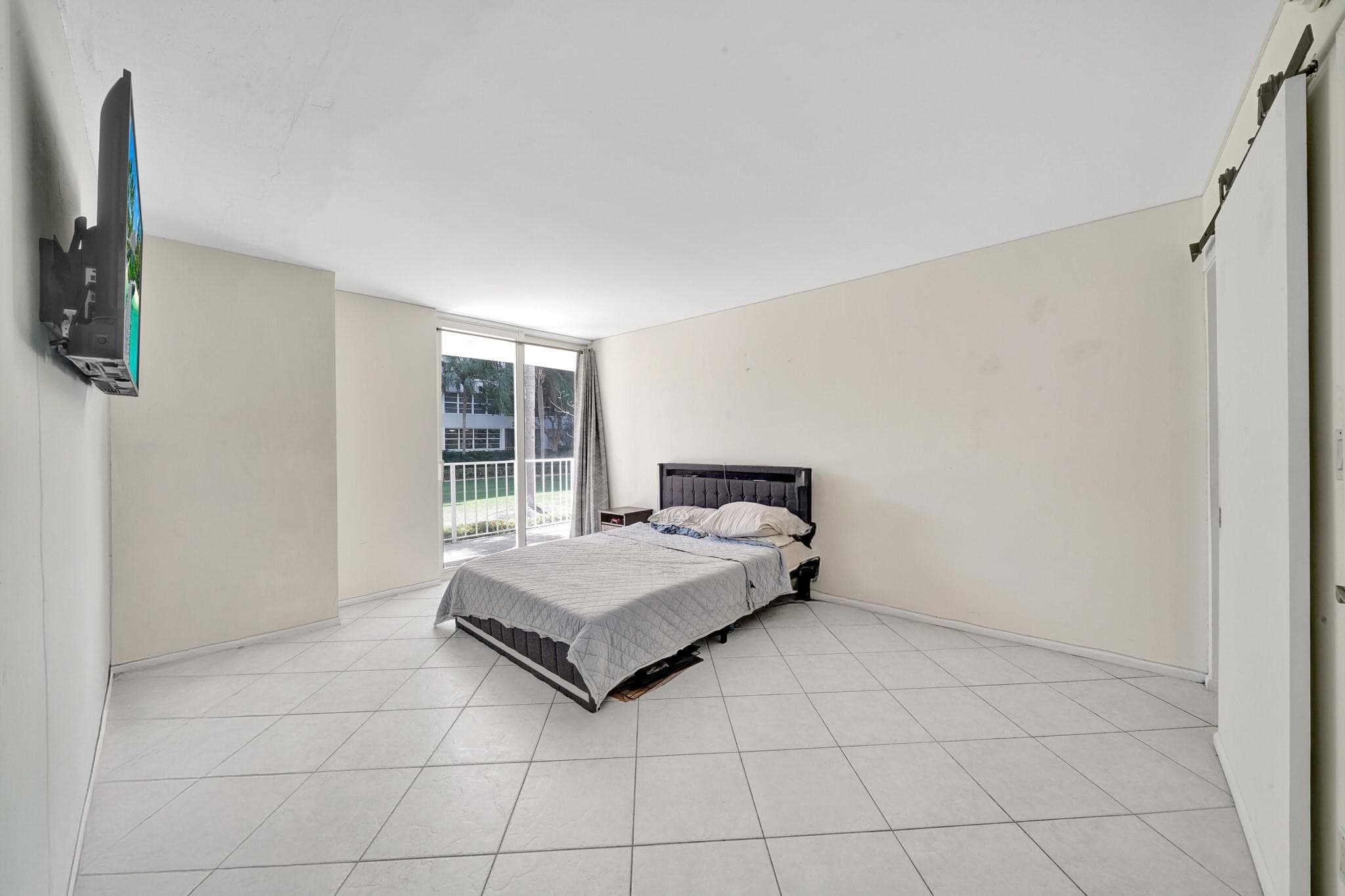1170 N Federal Highway 106, Fort Lauderdale, FL 33304 — photo 27 of 40