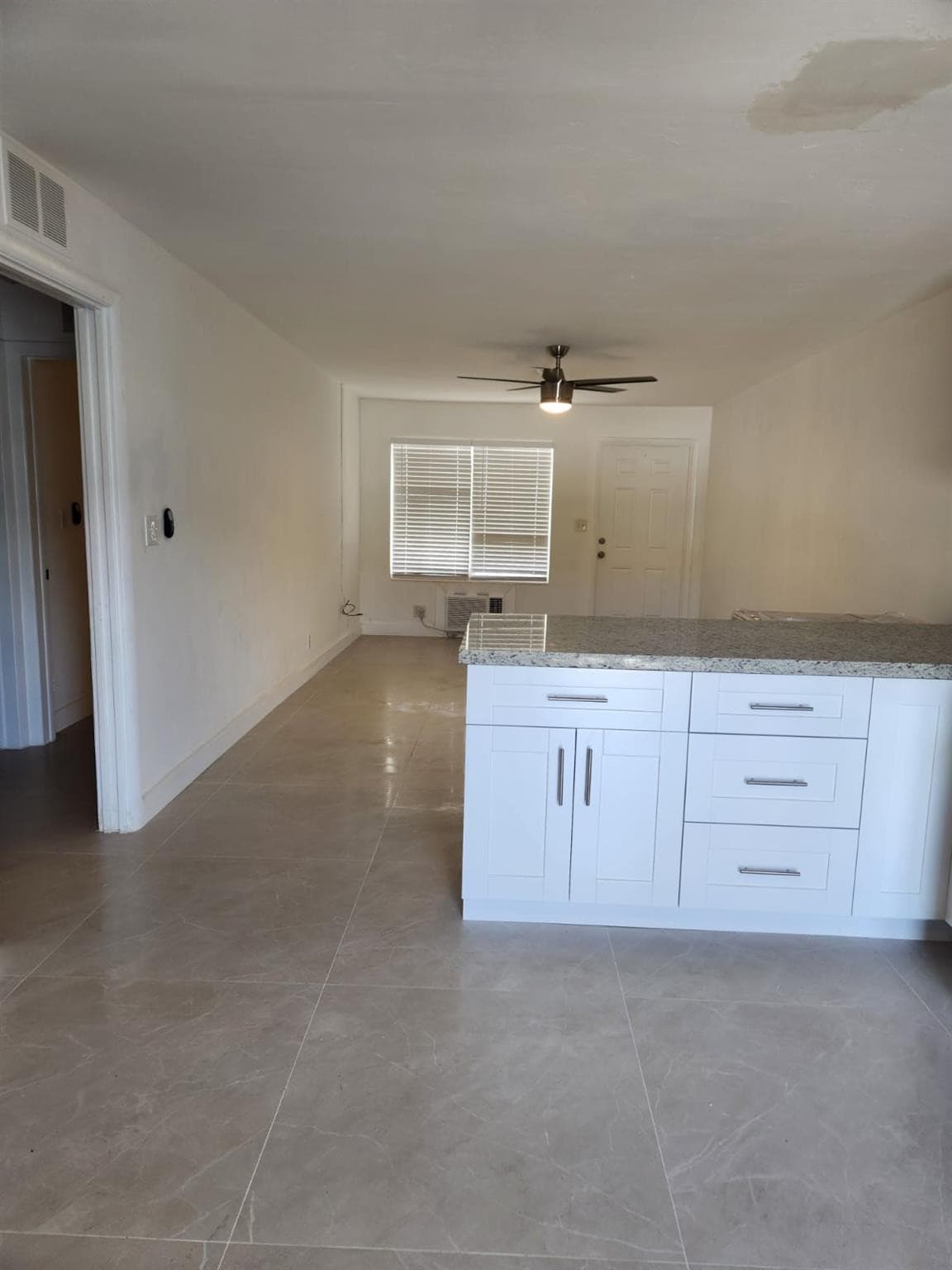 330 Southwind Drive 4, North Palm Beach, FL 33408 — photo 5 of 8