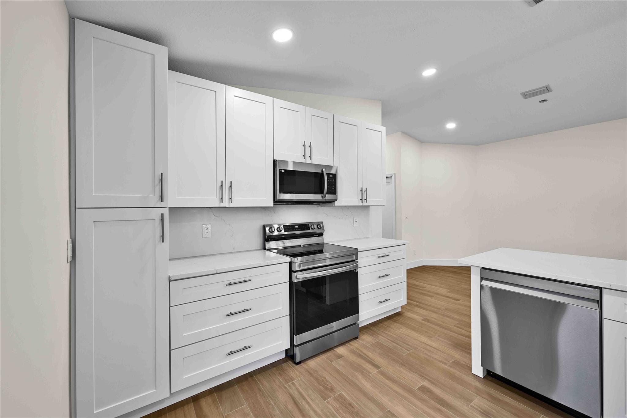 11766 NW 57th Street, Coral Springs, FL 33076 — photo 12 of 28
