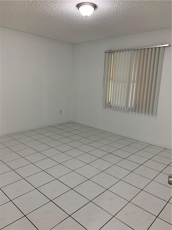 4131 Stirling Road 304, Davie, FL 33314 — photo 4 of 5