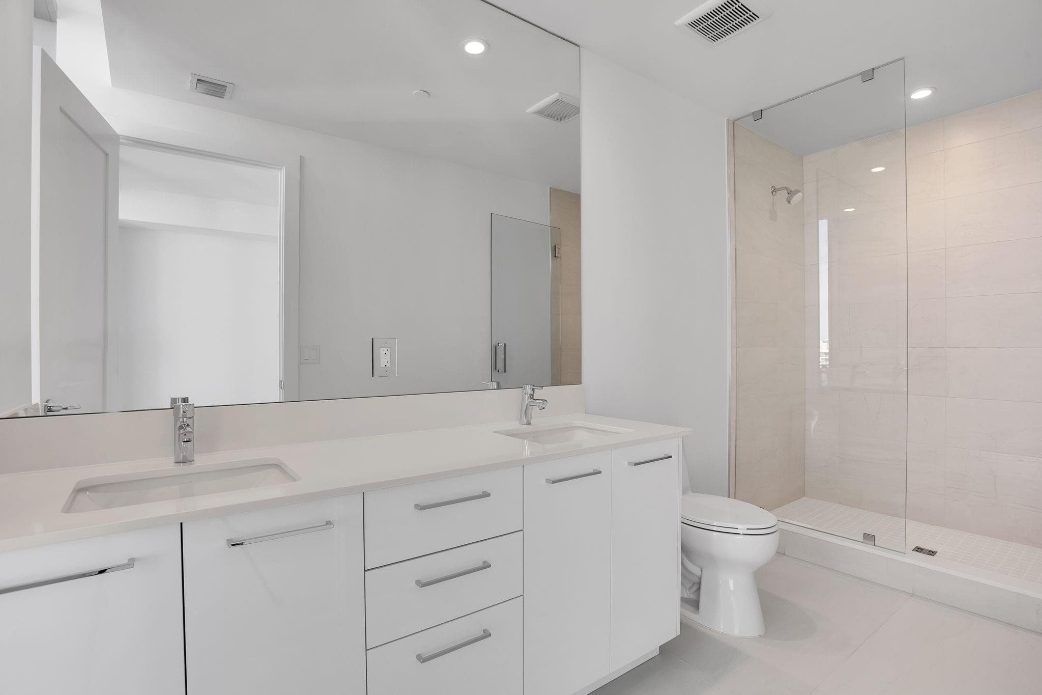 151 N Seabreeze Blv E-1204, Fort Lauderdale, FL 33304 — photo 33 of 75
