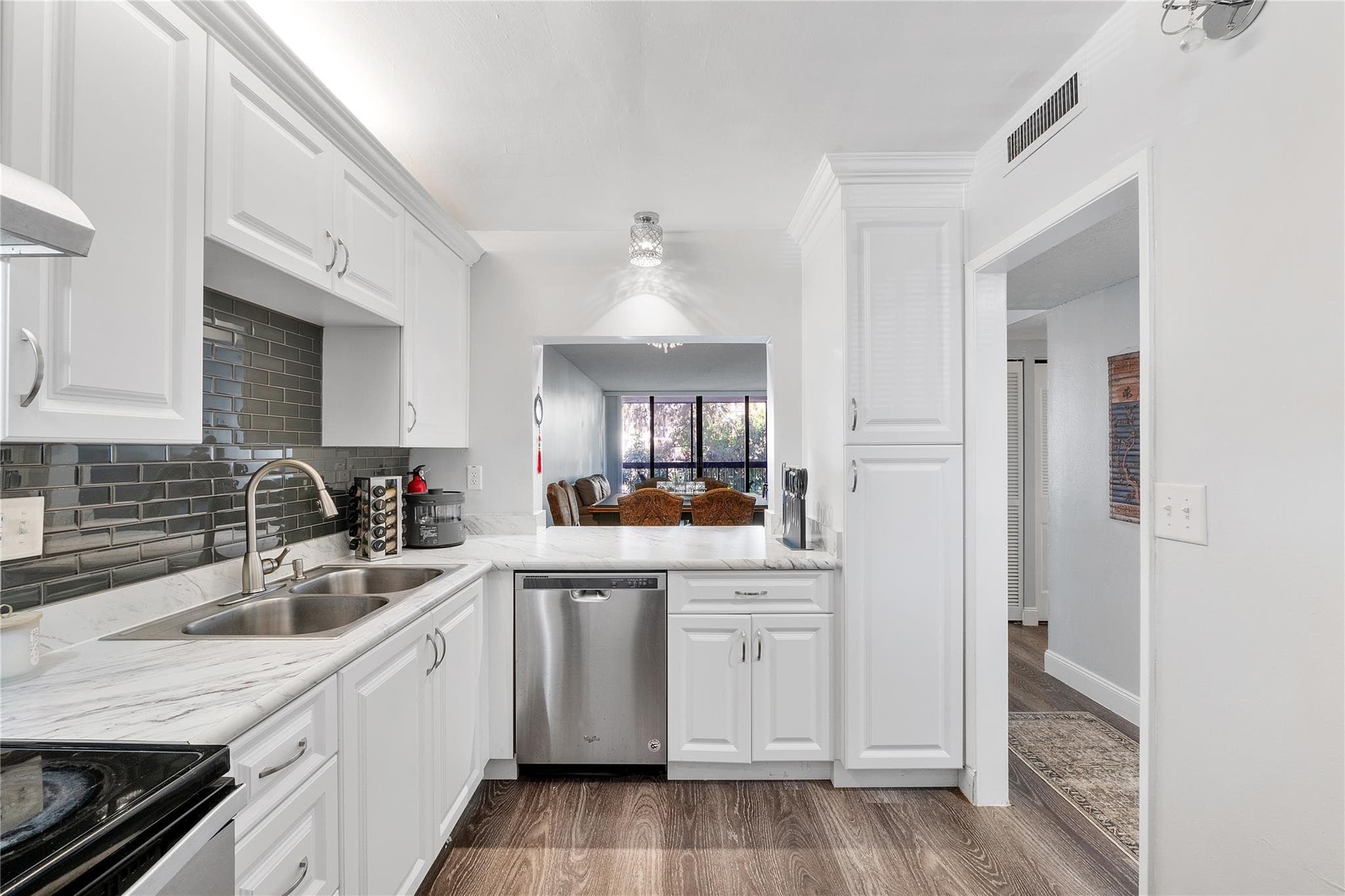 8437 Forest Hills Drive 203, Coral Springs, FL 33065 — photo