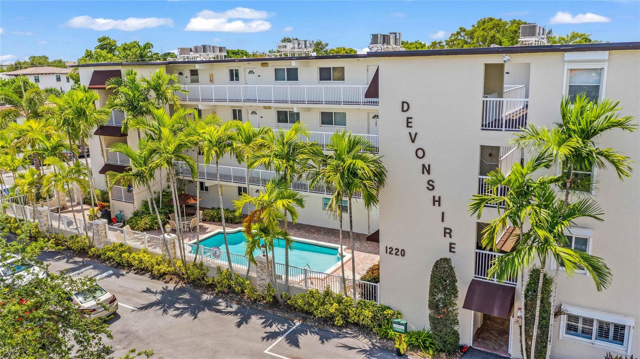 1220 NE 3rd Street 205, Fort Lauderdale, FL 33301 — photo 2 of 33