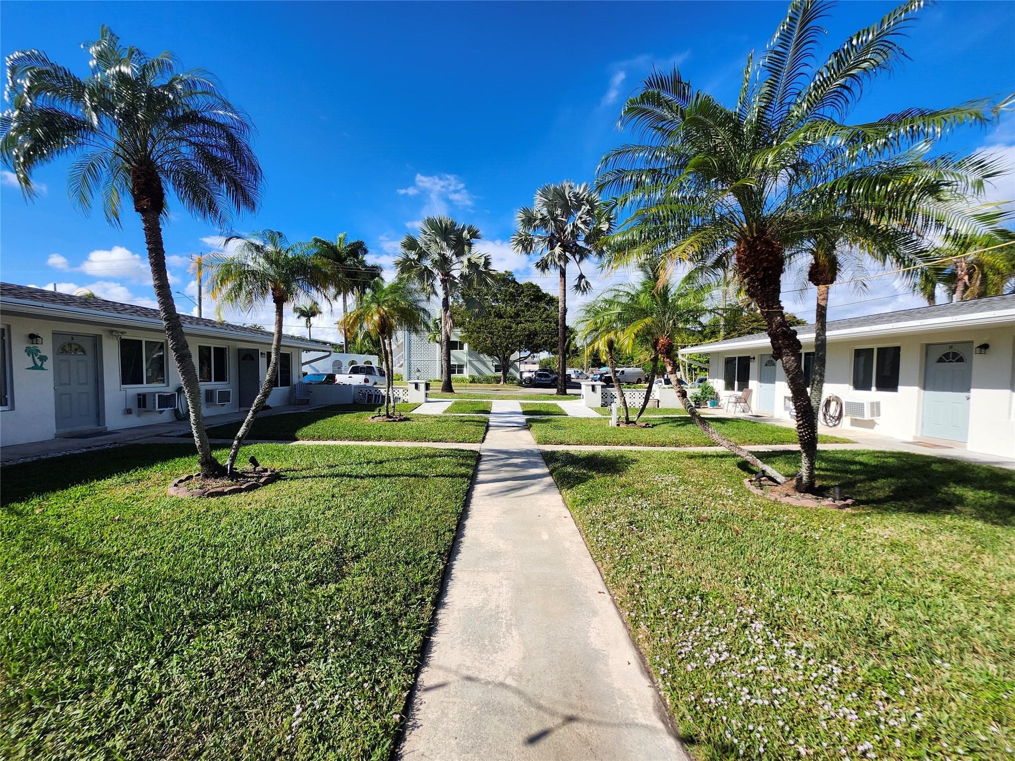 120 NE 10th Avenue 1, Hallandale Beach, FL 33009 — photo 15 of 16