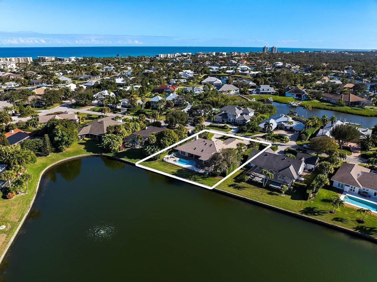 72 Cache Cay Drive, Vero Beach, FL 32963 — photo 2 of 36