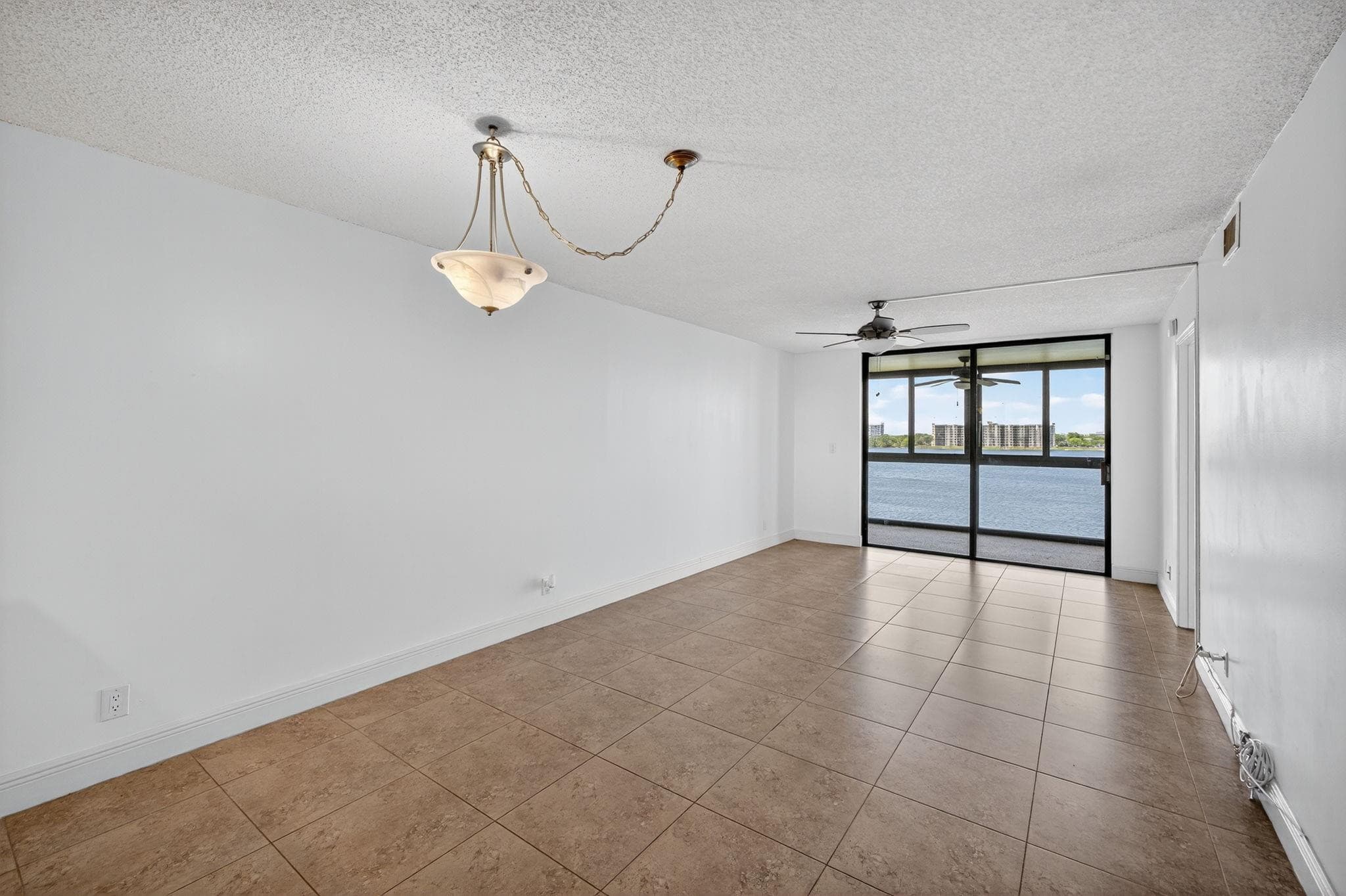 115 Lake Emerald Drive 403, Oakland Park, FL 33309 — photo 6 of 38
