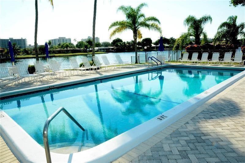 6437 Bay Club Drive 4, Fort Lauderdale, FL 33308 — photo 19 of 33