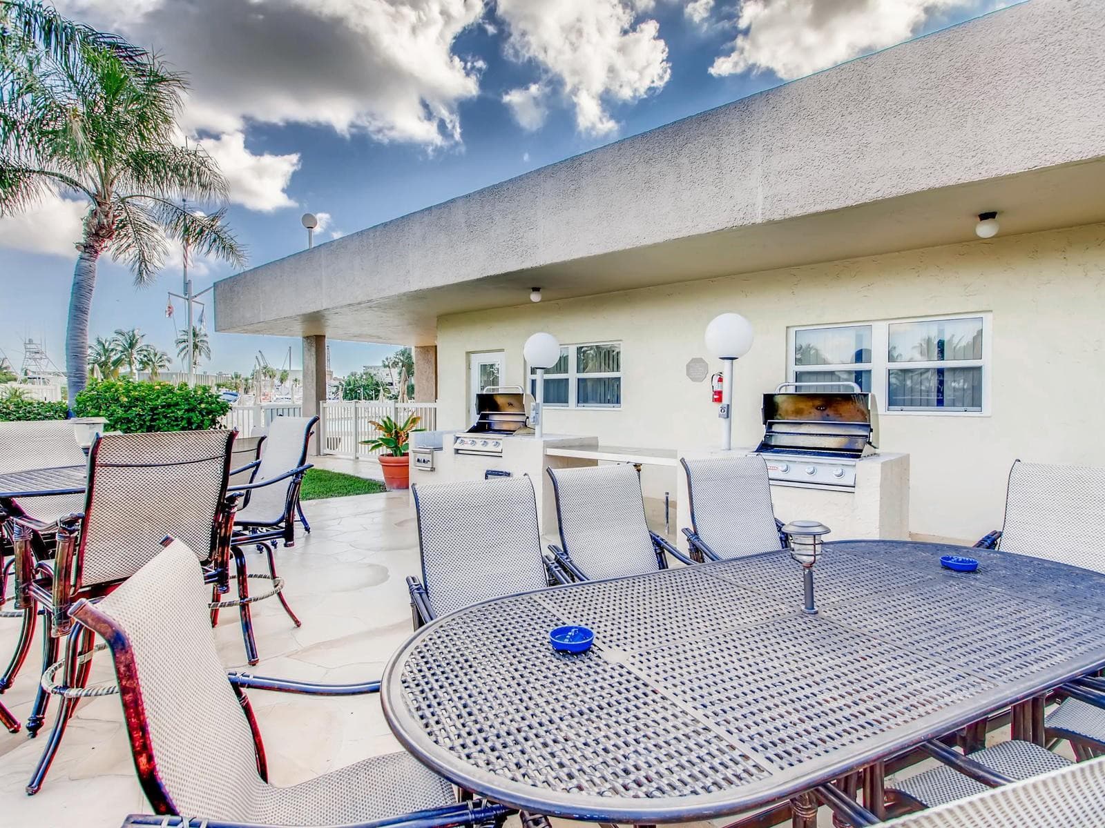 2731 NE 14th St Causeway 421, Pompano Beach, FL 33062 — photo 26 of 33