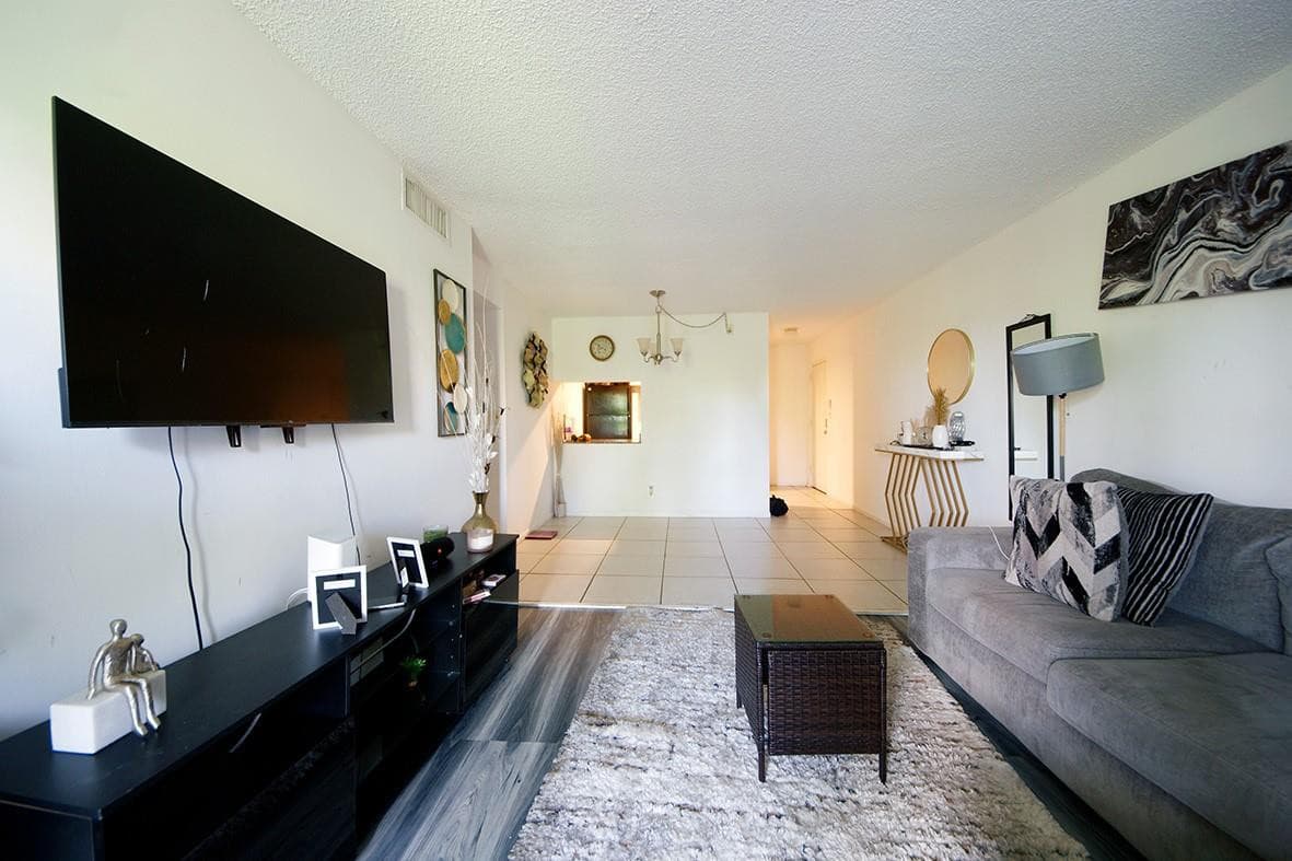 1900 N Congress Avenue 407, West Palm Beach, FL 33401 — photo 2 of 24