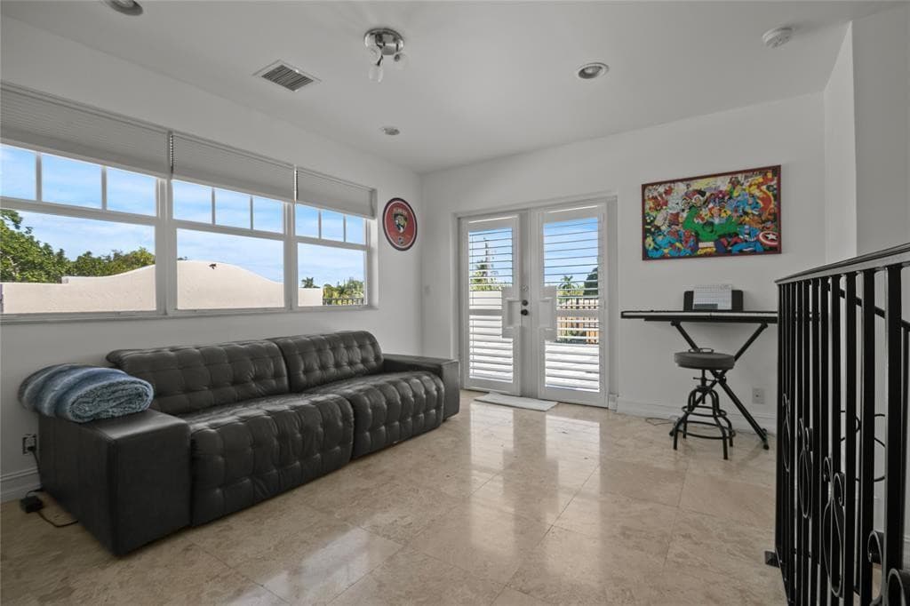 732 NE 15th Avenue, Fort Lauderdale, FL 33304 — photo 35 of 48