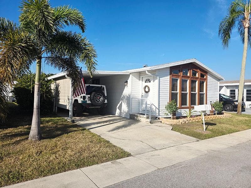 4300 SE Saint Lucie Boulevard 70, Stuart, FL 34997 — photo 1 of 50