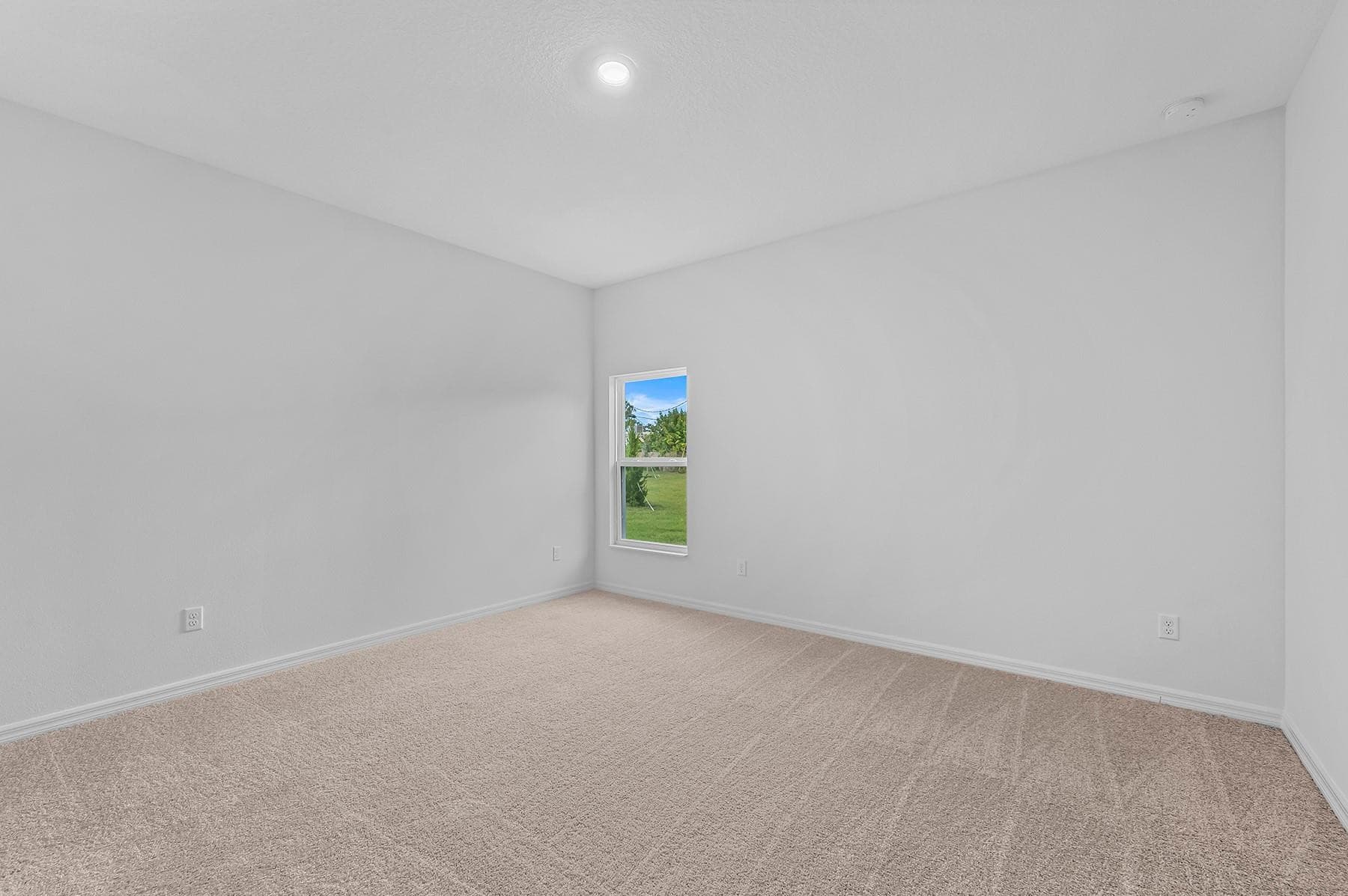 8436 104th Court, Vero Beach, FL 32967 — photo 11 of 16
