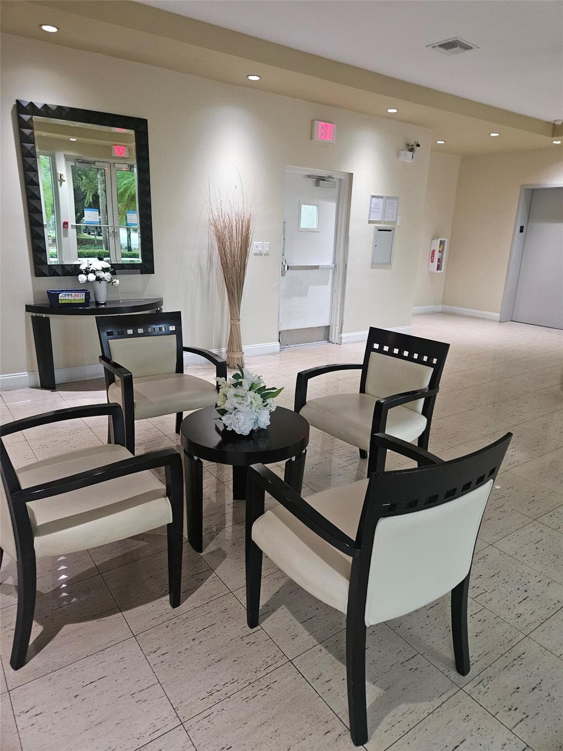 1555 N Treasure Drive 210, North Bay Village, FL 33141 — photo 4 of 16