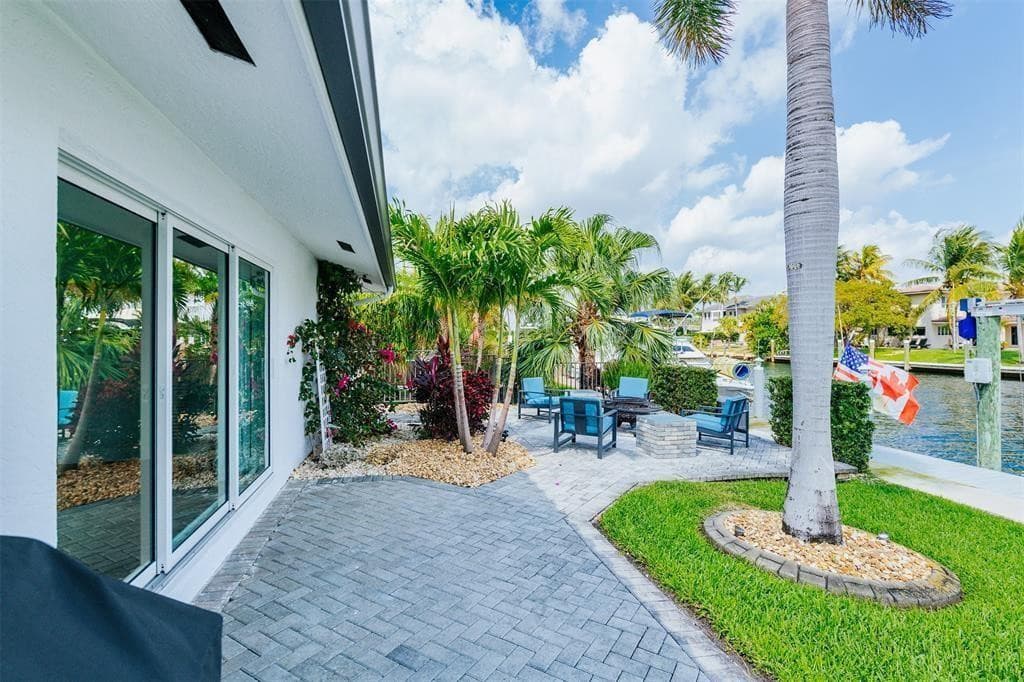 2791 NE 9th Court, Pompano Beach, FL 33062 — photo 8 of 40