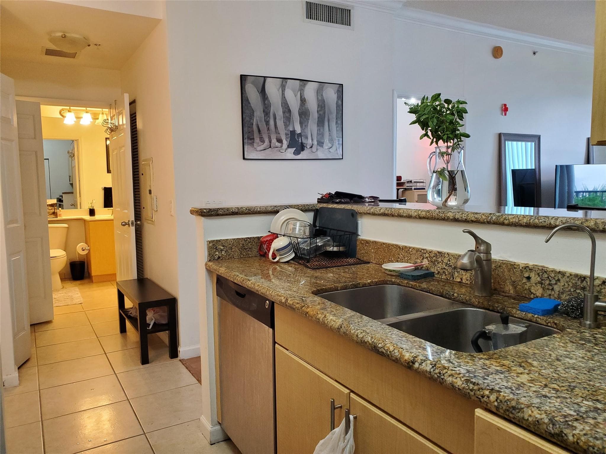 2401 NE 65th Street 608, Fort Lauderdale, FL 33308 — photo 6 of 25