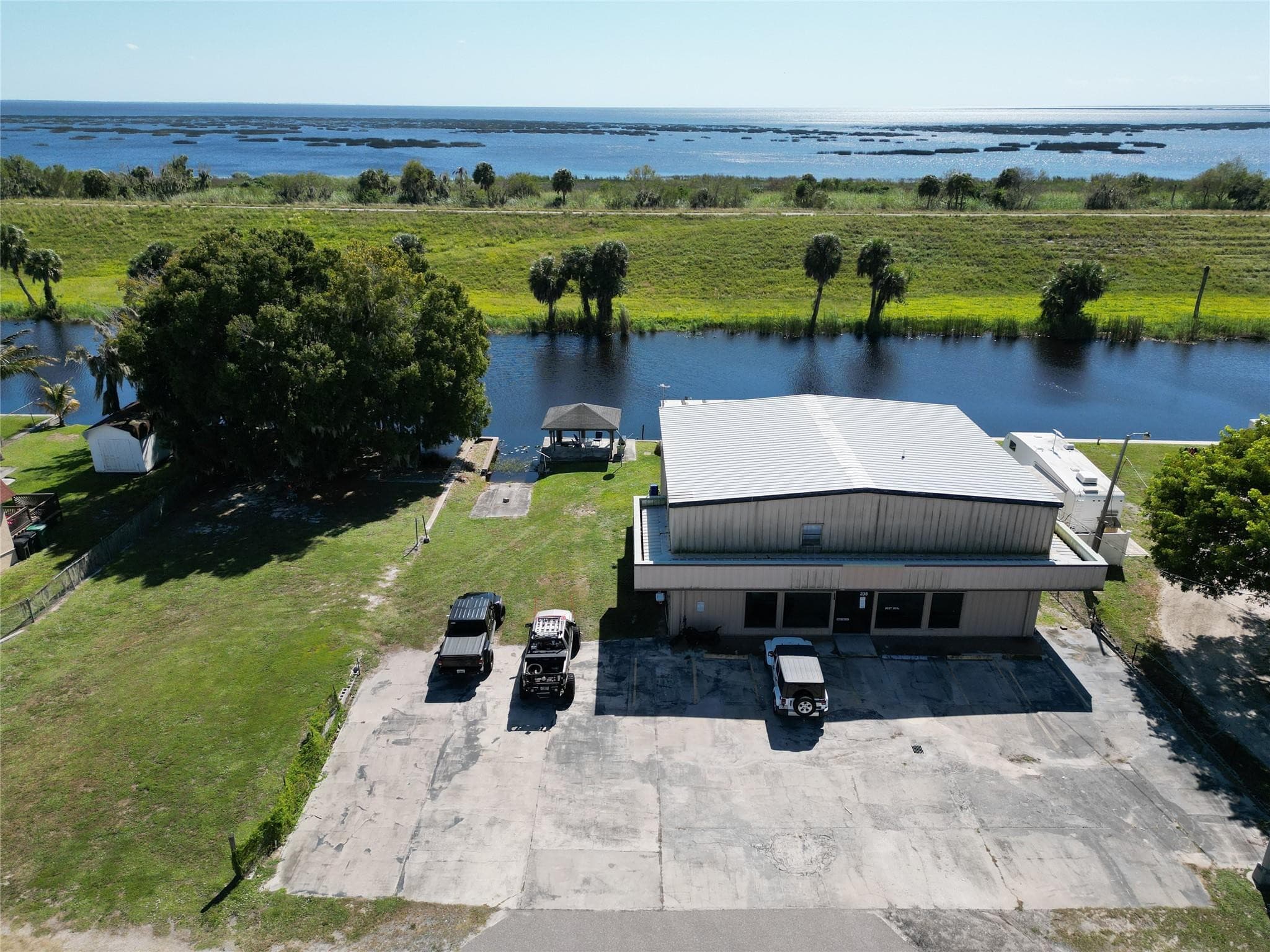 238 US Highway 441, Okeechobee, FL 34974 — photo 5 of 16