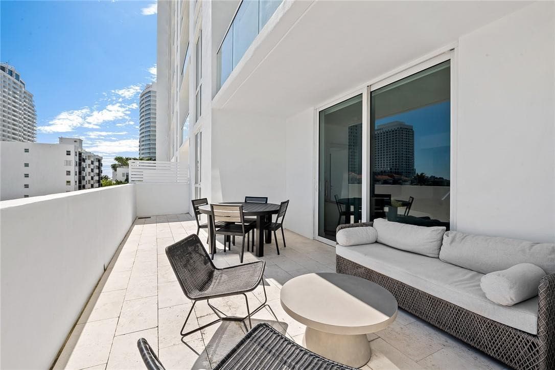 401 N Birch Road 411, Fort Lauderdale, FL 33304 — photo 2 of 27