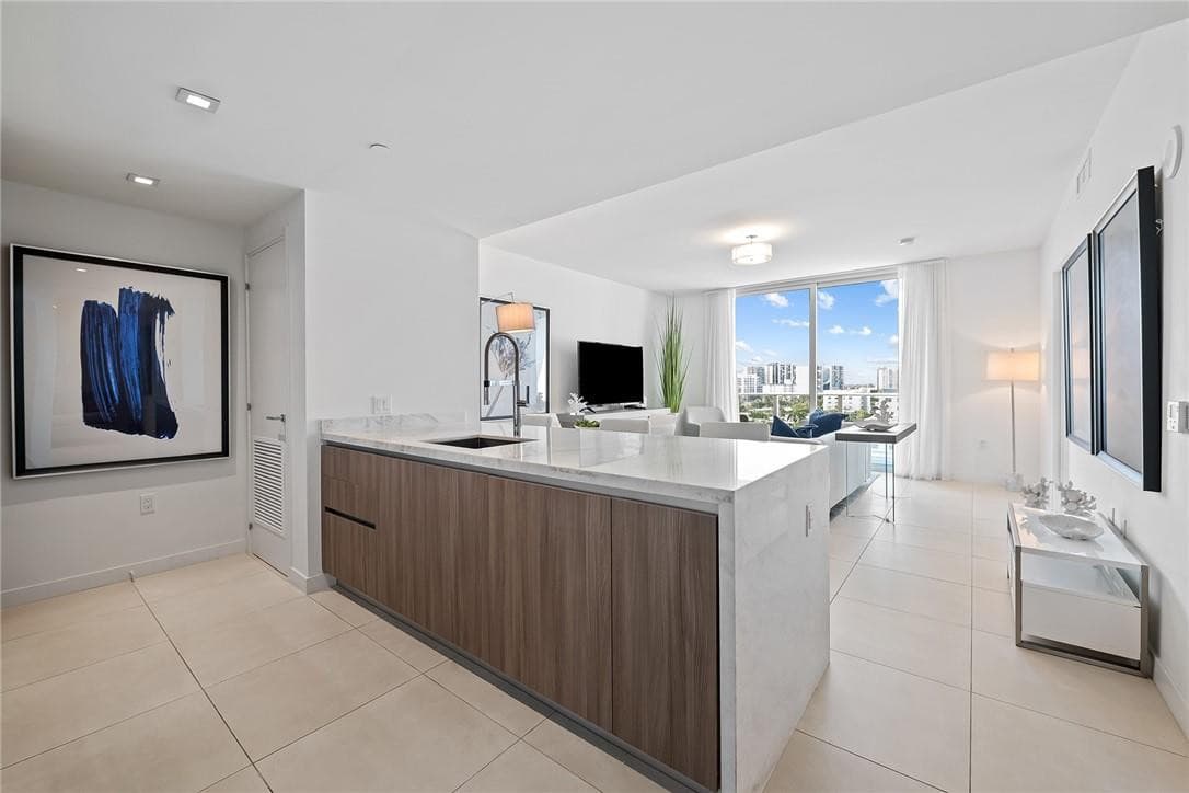 401 N Birch Road 614, Fort Lauderdale, FL 33304 — photo 5 of 22