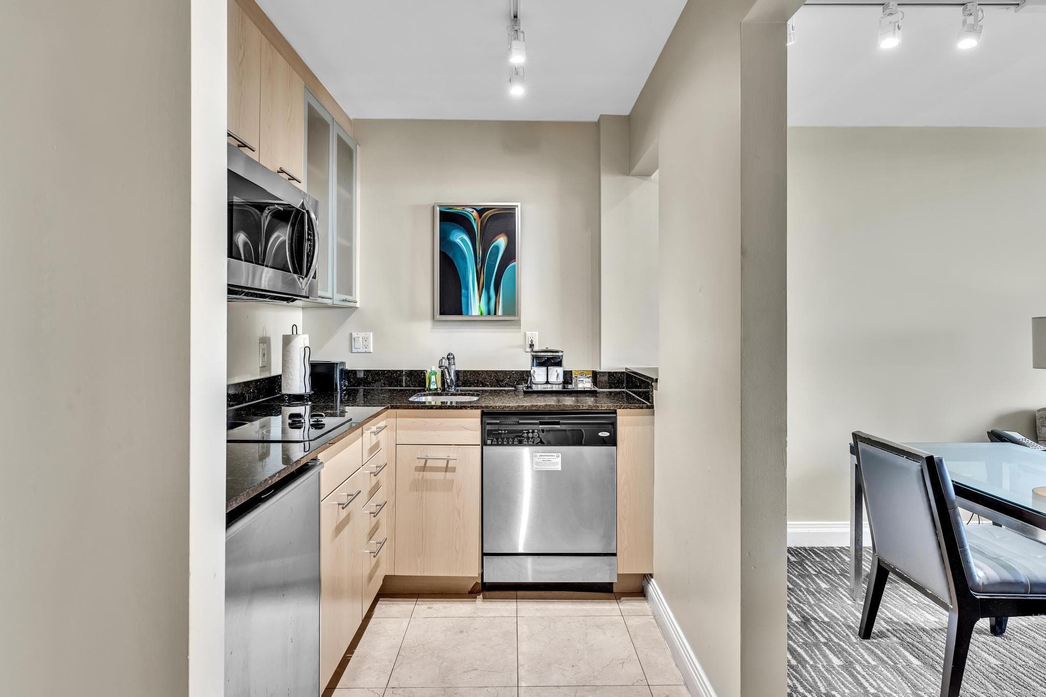 2670 E Sunrise Boulevard 607, Fort Lauderdale, FL 33304 — photo 13 of 37