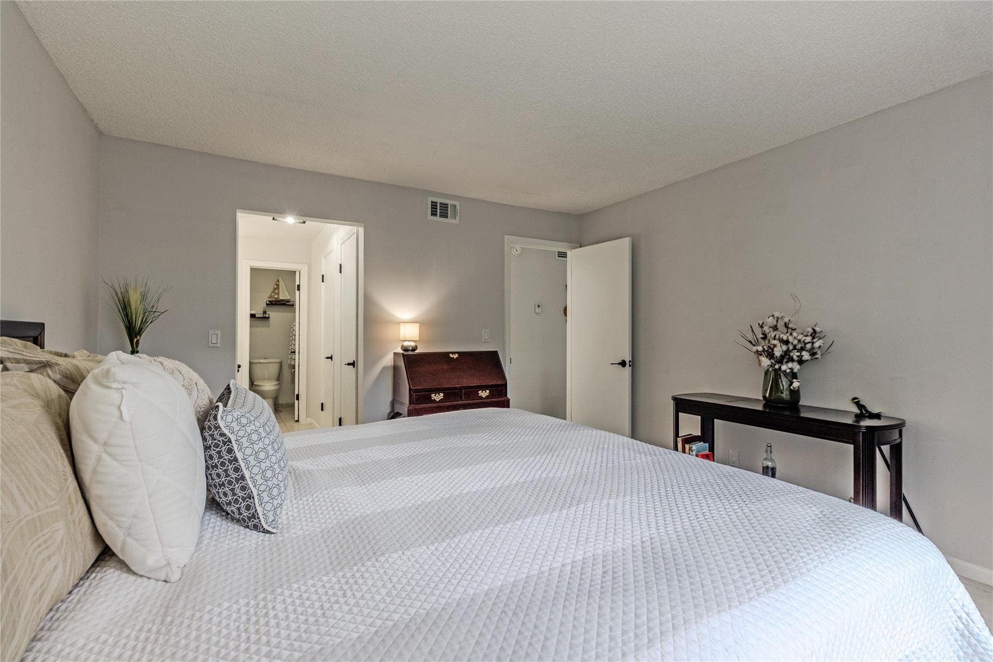 6521 Bay Club Drive 1, Fort Lauderdale, FL 33308 — photo 13 of 26